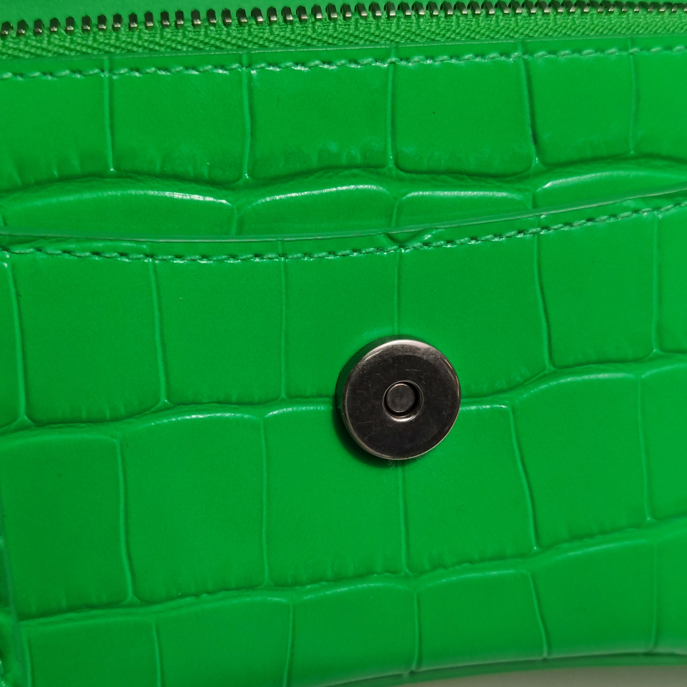 Balenciaga Hourglass Chain Wallet Crocodile Embossed Leather — photo 8 of 14