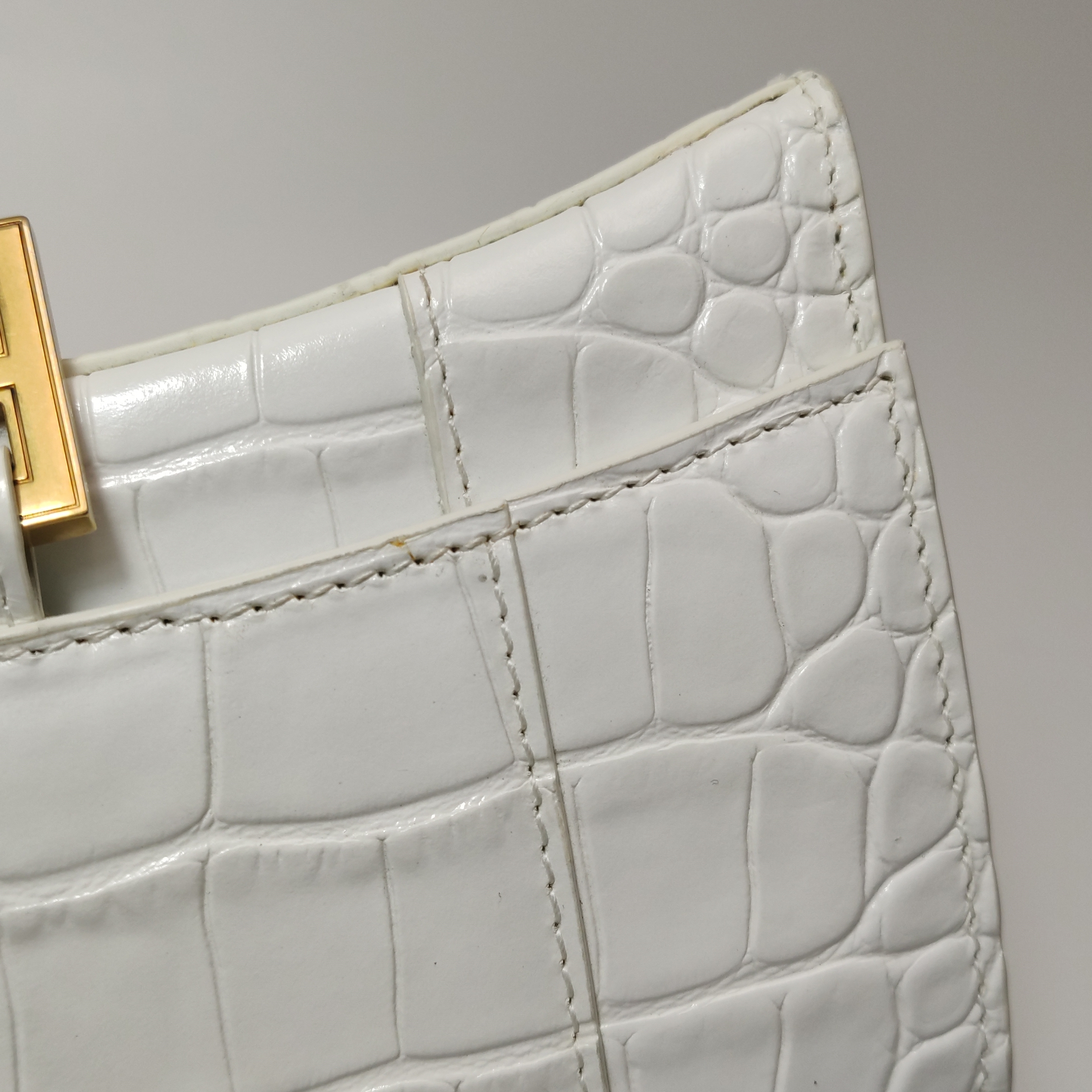 Balenciaga Hourglass Chain Wallet Crocodile Embossed Leather — photo 13 of 19
