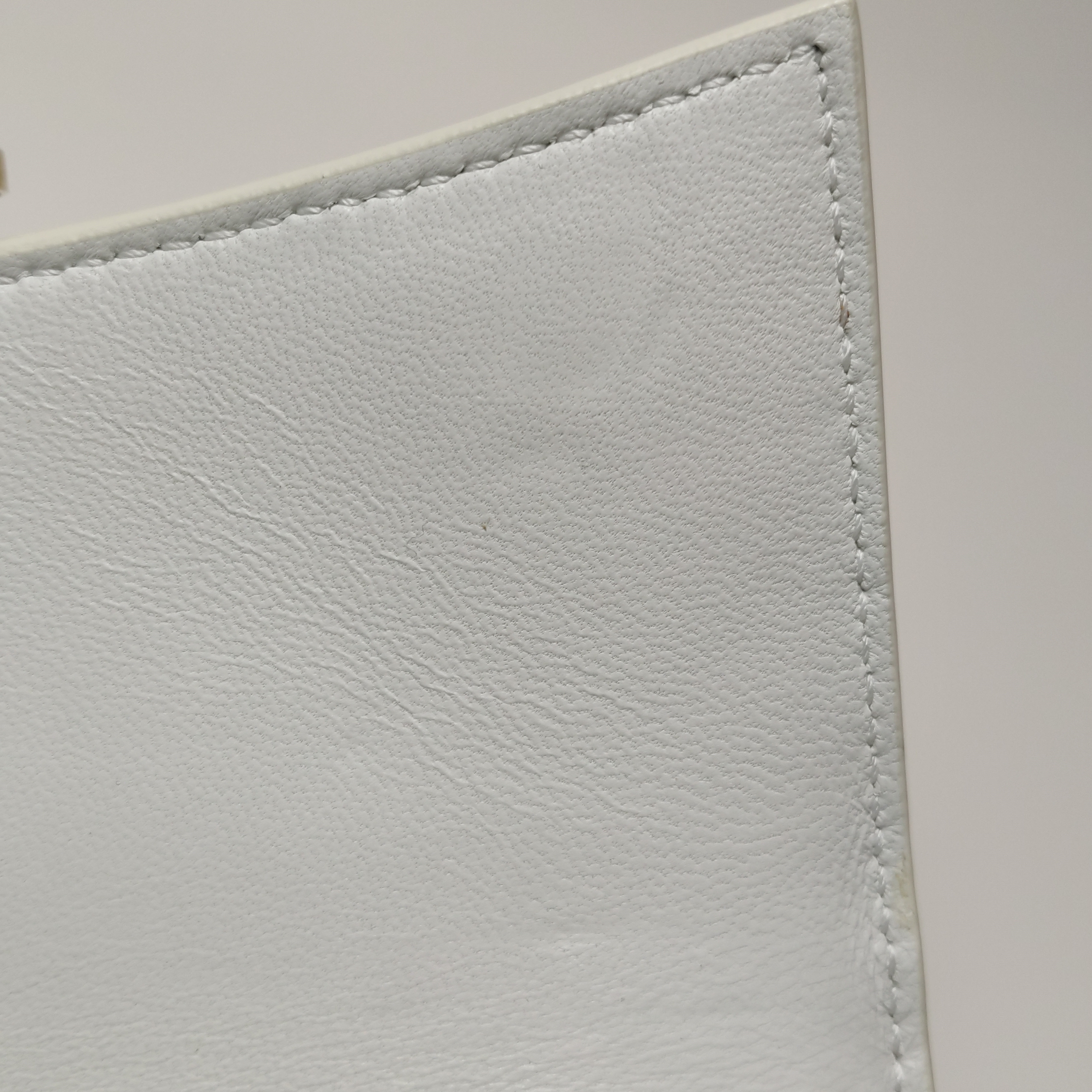 Balenciaga Hourglass Chain Wallet Crocodile Embossed Leather — photo 14 of 19