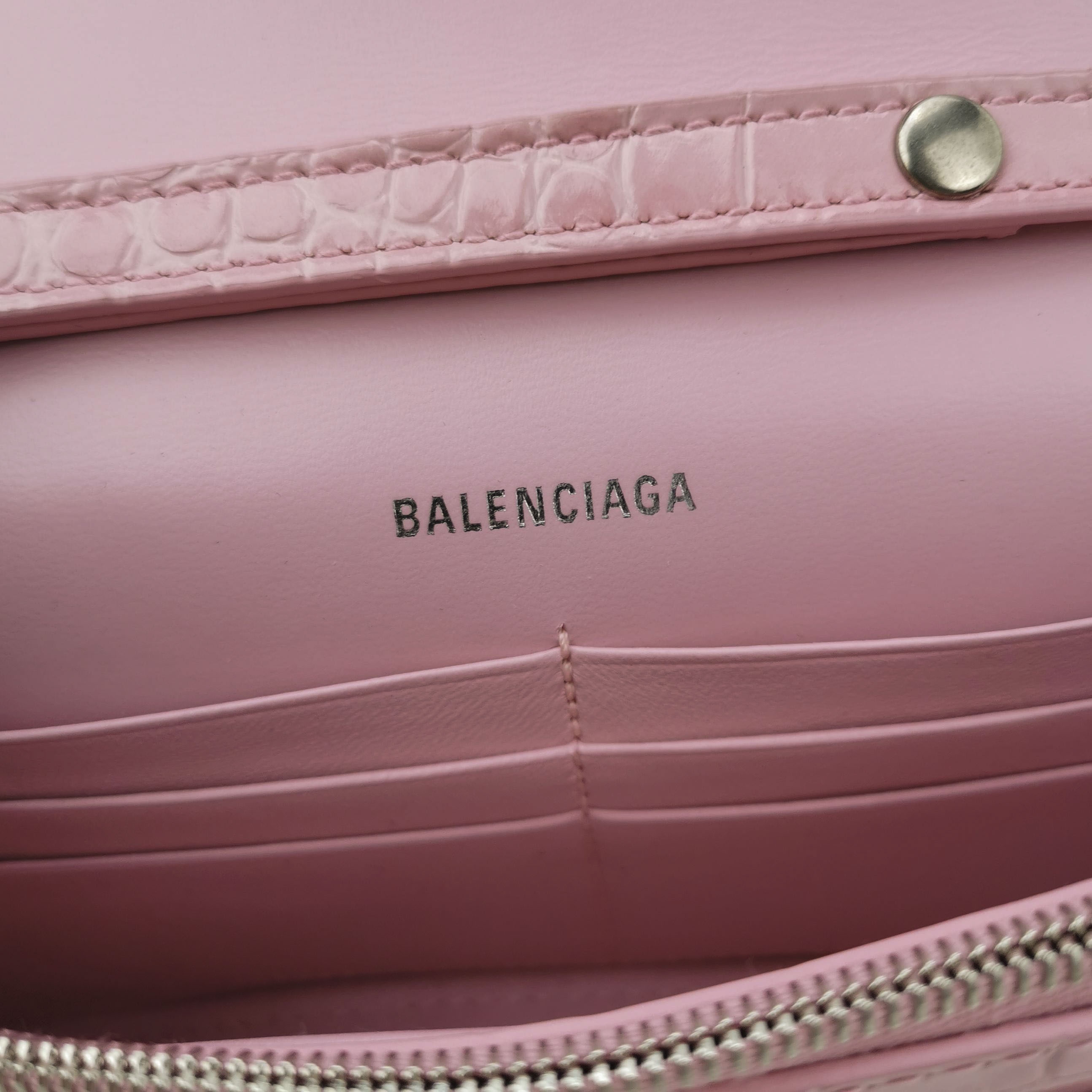 Balenciaga Hourglass Chain Wallet Crocodile Embossed Leather — photo 8 of 14