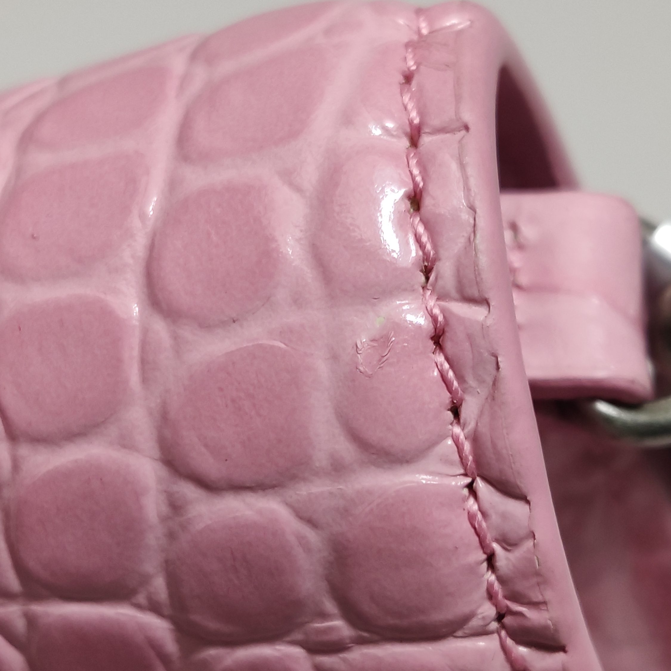 Balenciaga Hourglass Chain Wallet Crocodile Embossed Leather — photo 12 of 14