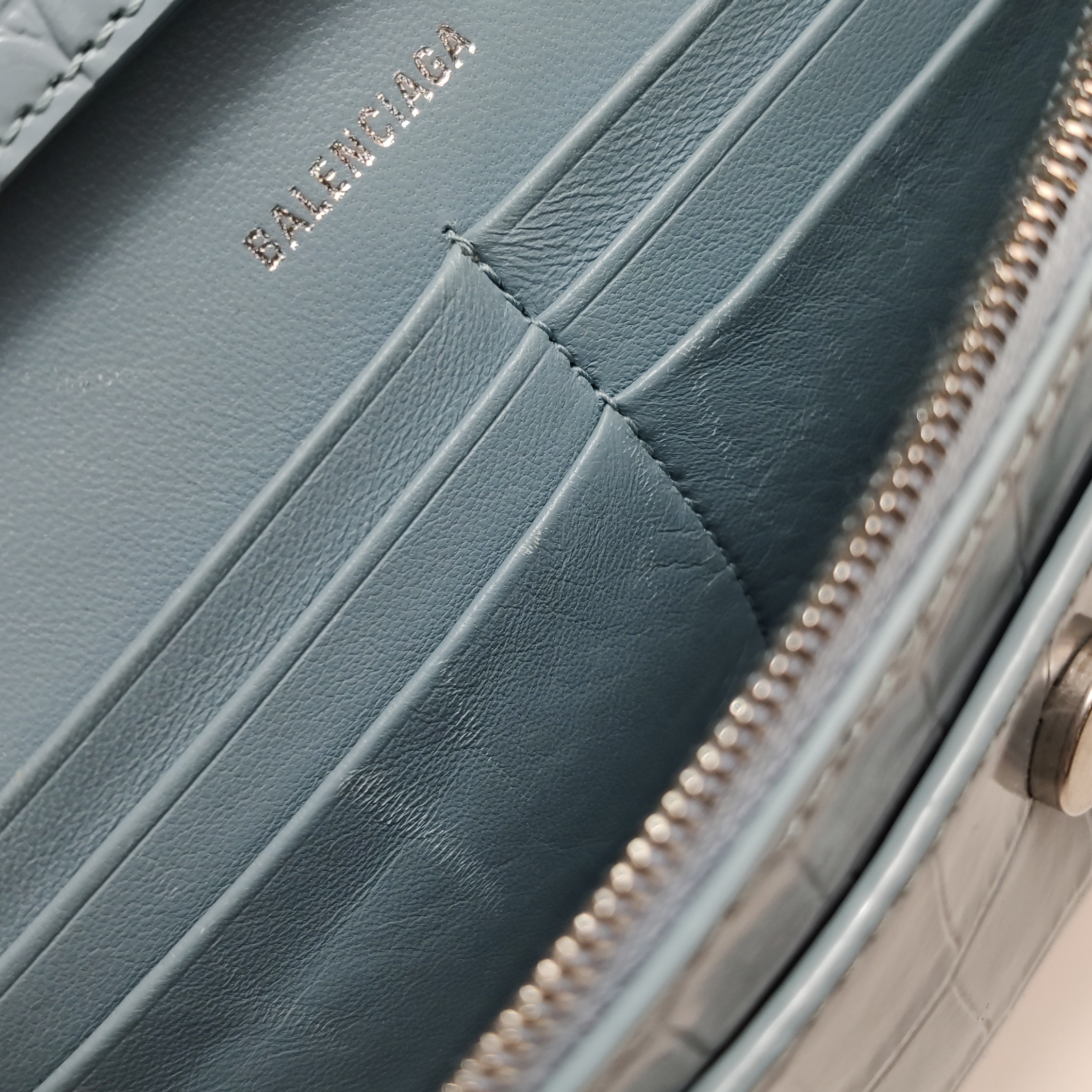 Balenciaga Hourglass Chain Wallet Crocodile Embossed Leather — photo 9 of 17