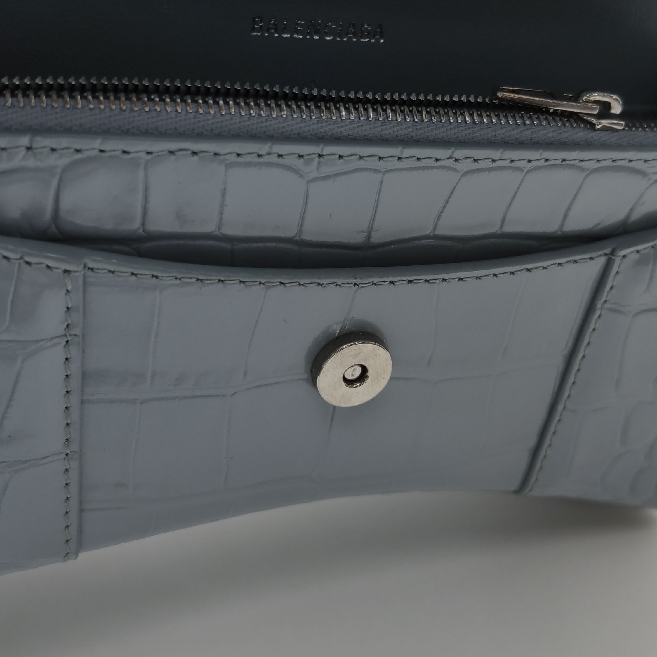 Balenciaga Hourglass Chain Wallet Crocodile Embossed Leather — photo 8 of 17