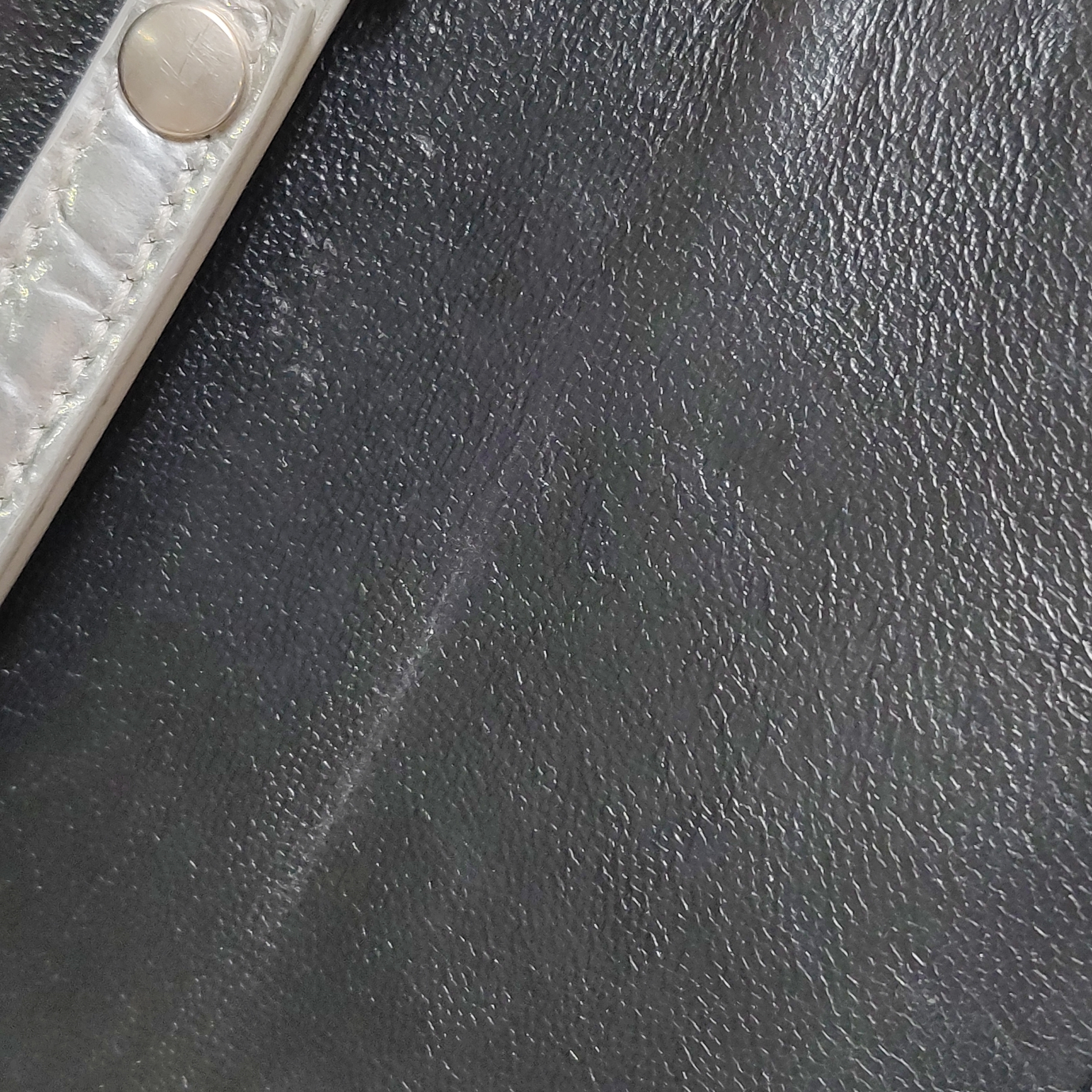Balenciaga Hourglass Chain Wallet Crocodile Embossed Leather — photo 10 of 19