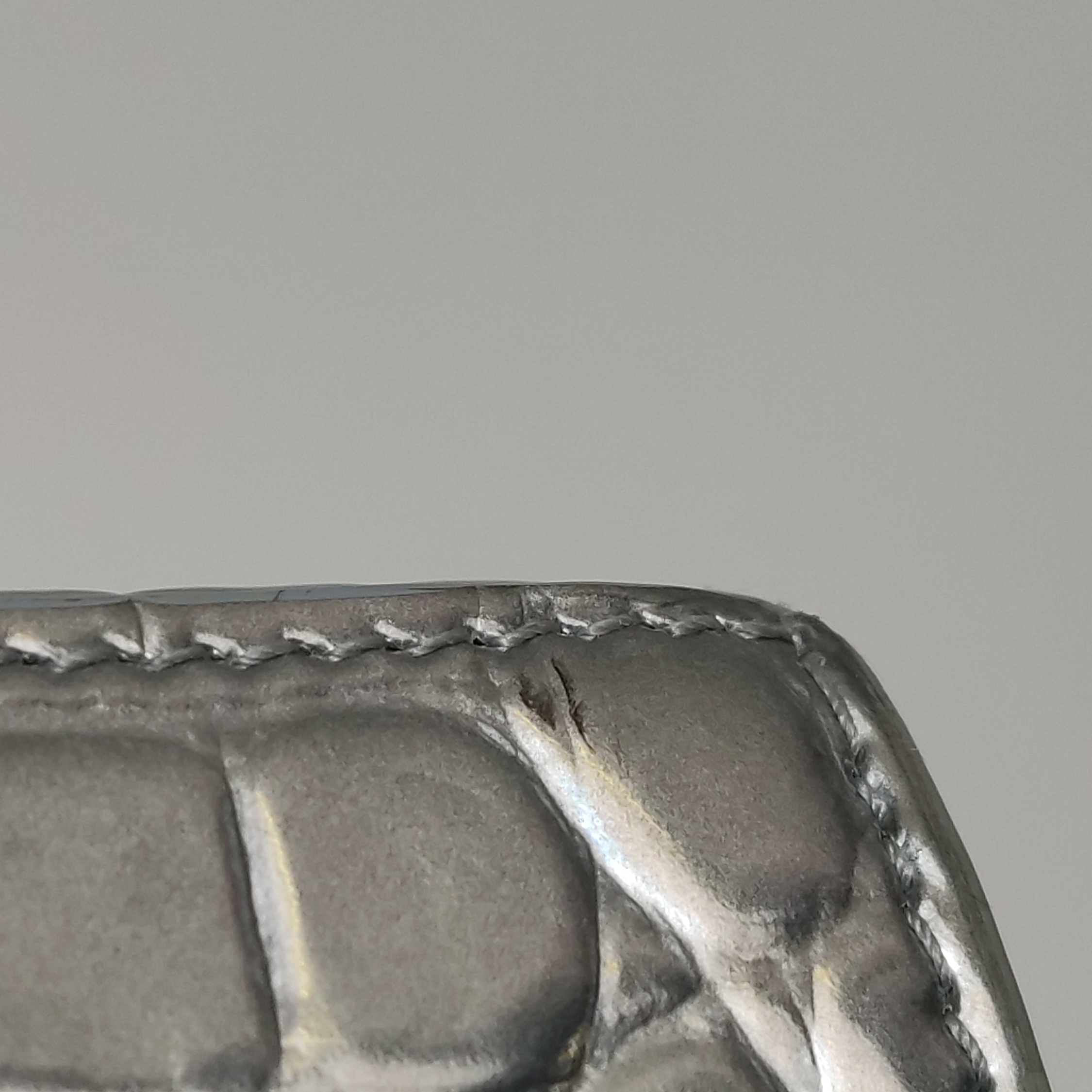 Balenciaga Hourglass Chain Wallet Crocodile Embossed Leather — photo 19 of 19