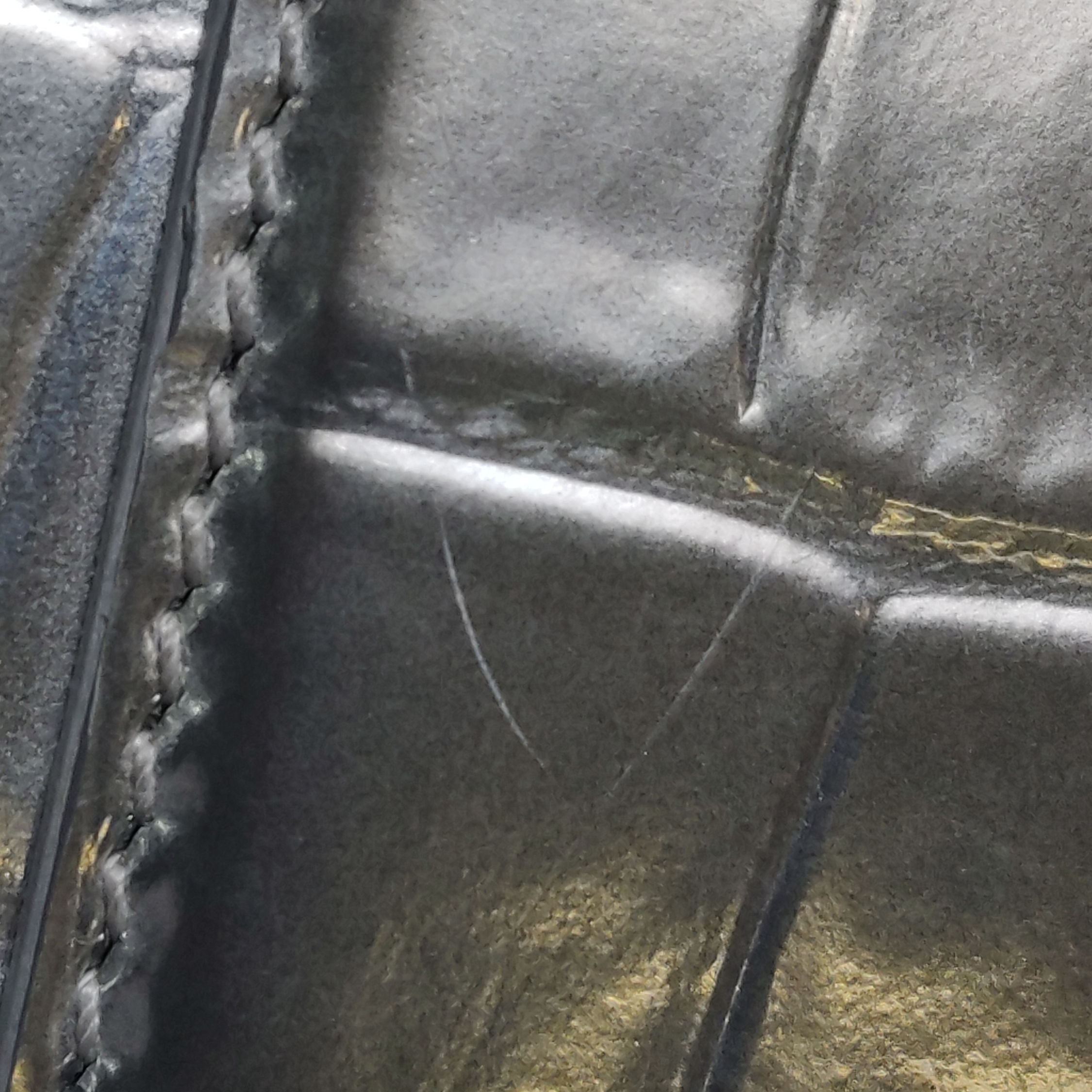 Balenciaga Hourglass Chain Wallet Crocodile Embossed Leather — photo 11 of 19