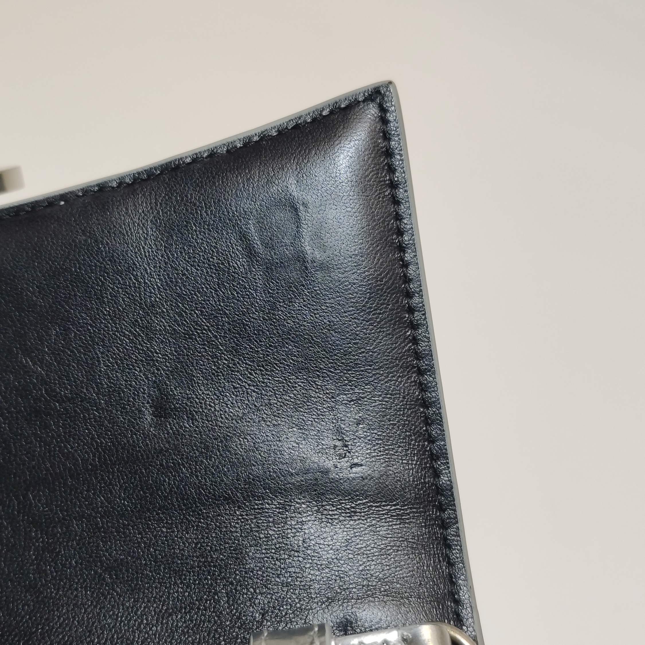 Balenciaga Hourglass Chain Wallet Crocodile Embossed Leather — photo 15 of 19