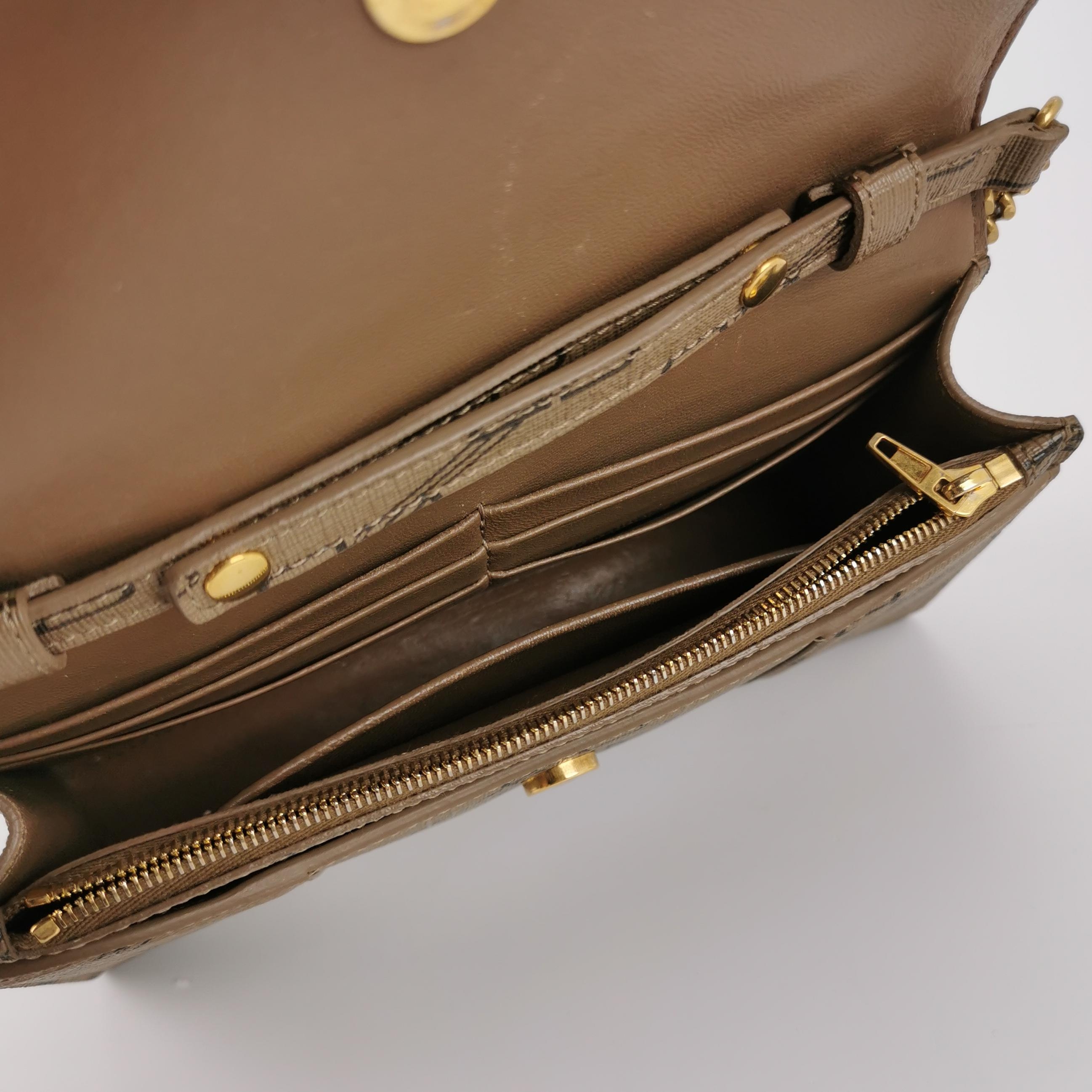 Balenciaga Hourglass Chain Wallet BB Monogram — photo 7 of 16