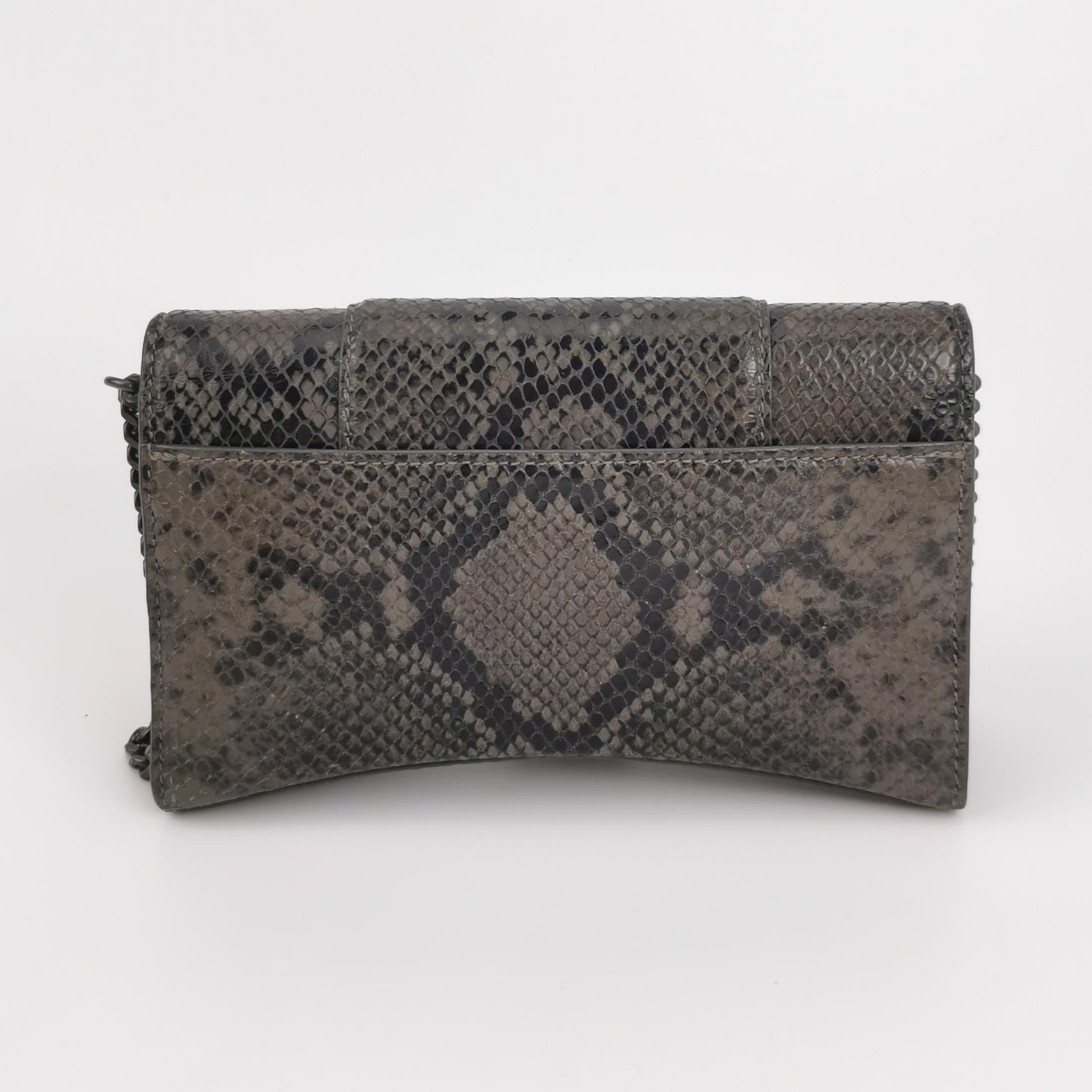 Balenciaga Hourglass Chain Wallet Leather — photo 5 of 20
