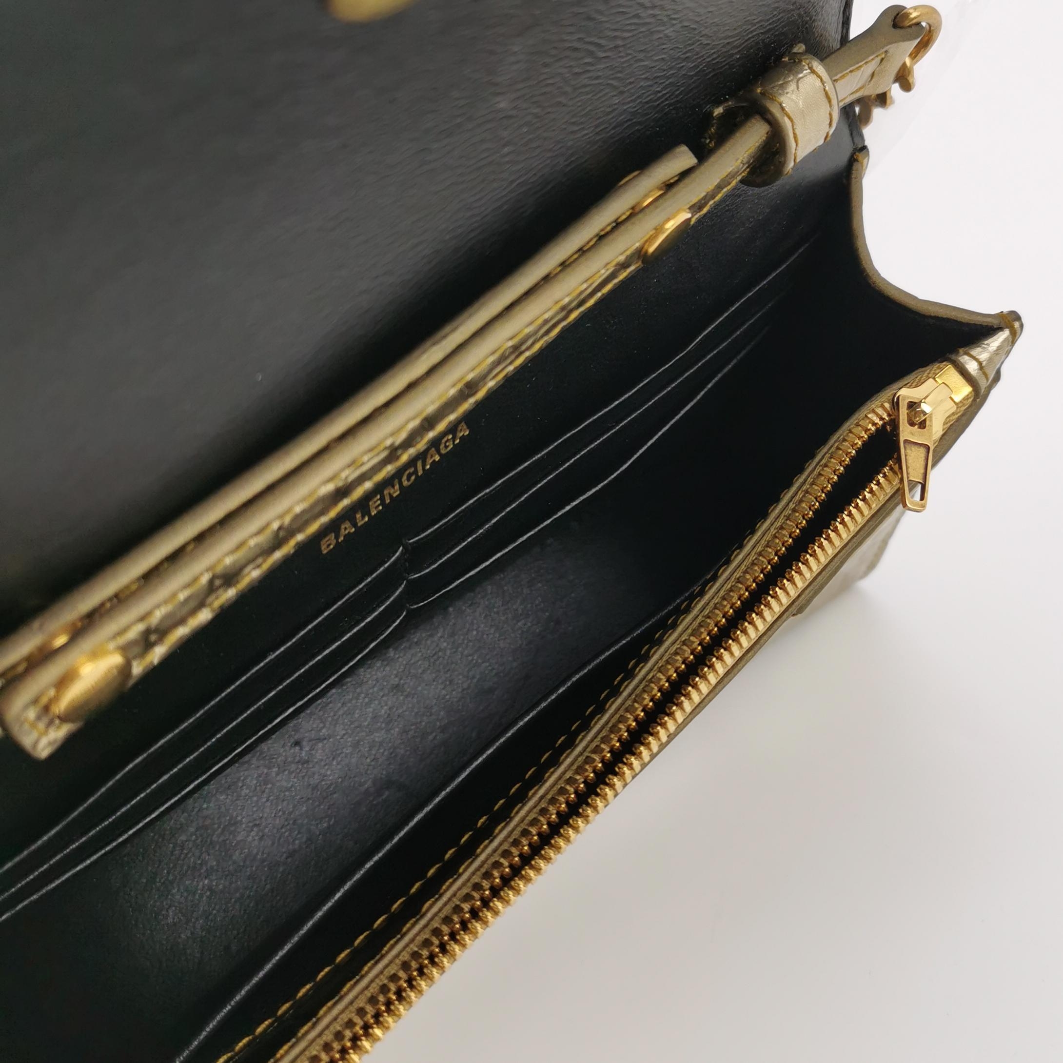 Balenciaga Hourglass Chain Wallet Crocodile Embossed Leather — photo 8 of 20