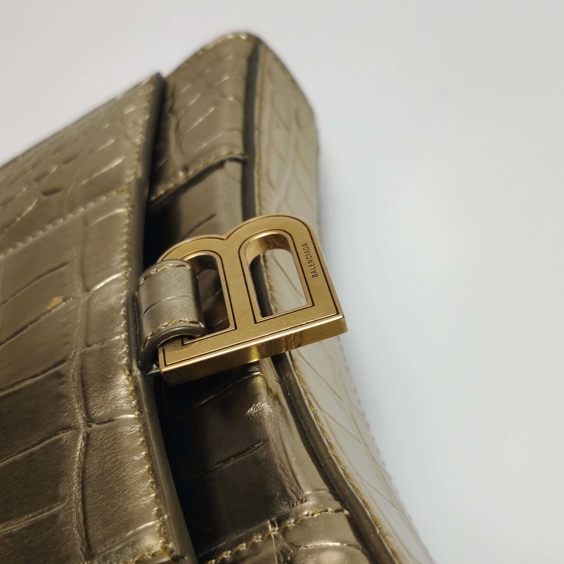 Balenciaga Hourglass Chain Wallet Crocodile Embossed Leather — photo 12 of 20