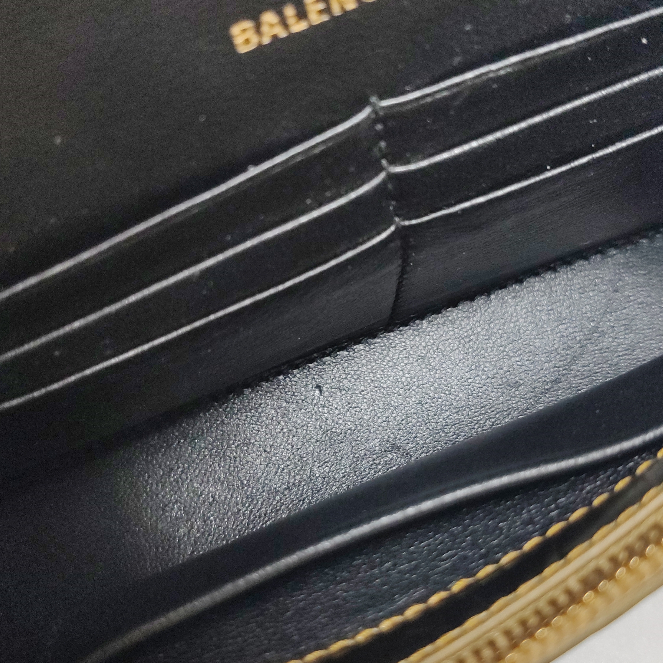 Balenciaga Hourglass Chain Wallet Crocodile Embossed Leather — photo 9 of 20