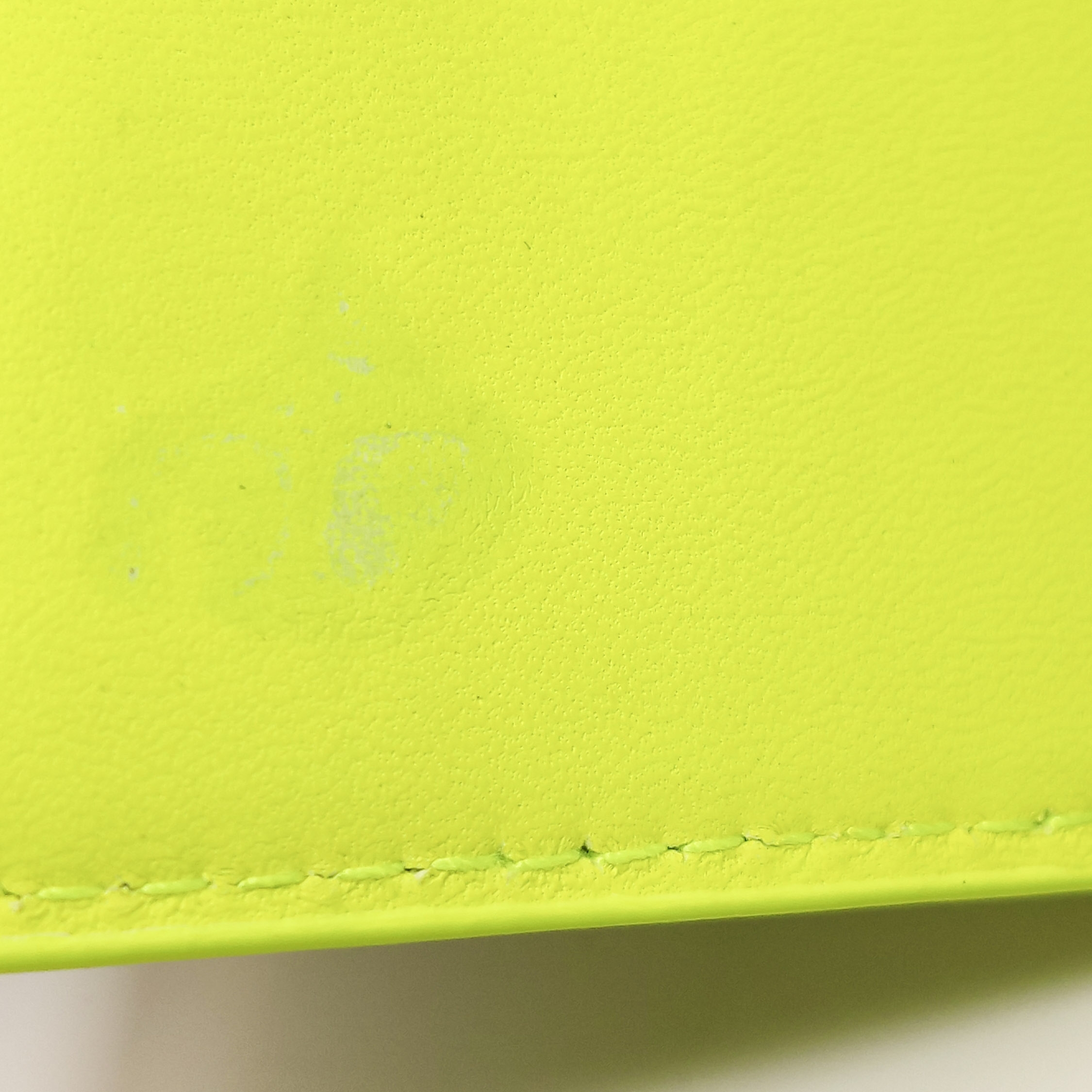 Balenciaga Hourglass Chain Wallet Crocodile Embossed Leather — photo 13 of 18