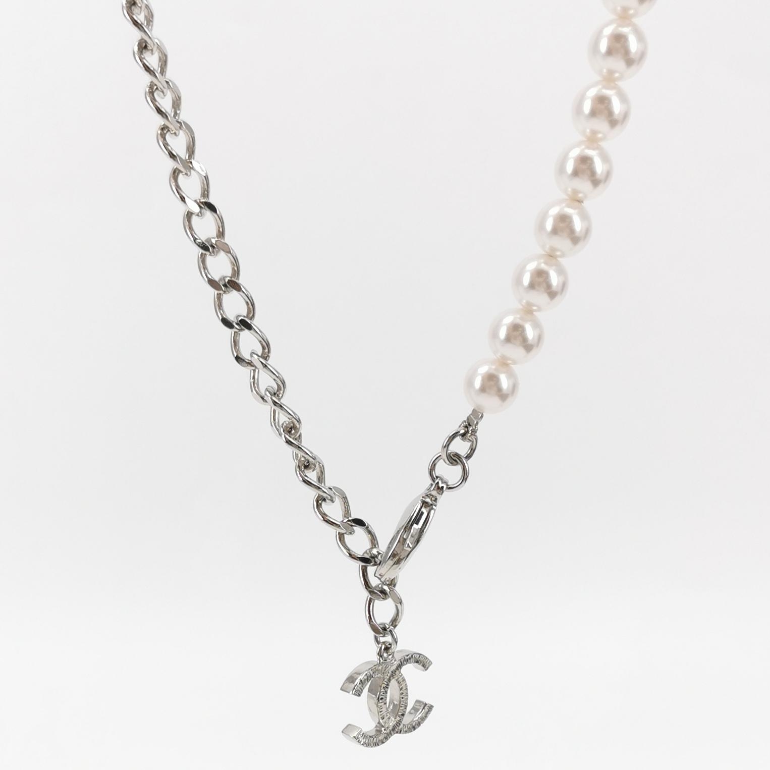 Chanel CC Logo Pendant Necklace Sterling Silver — photo 4 of 8