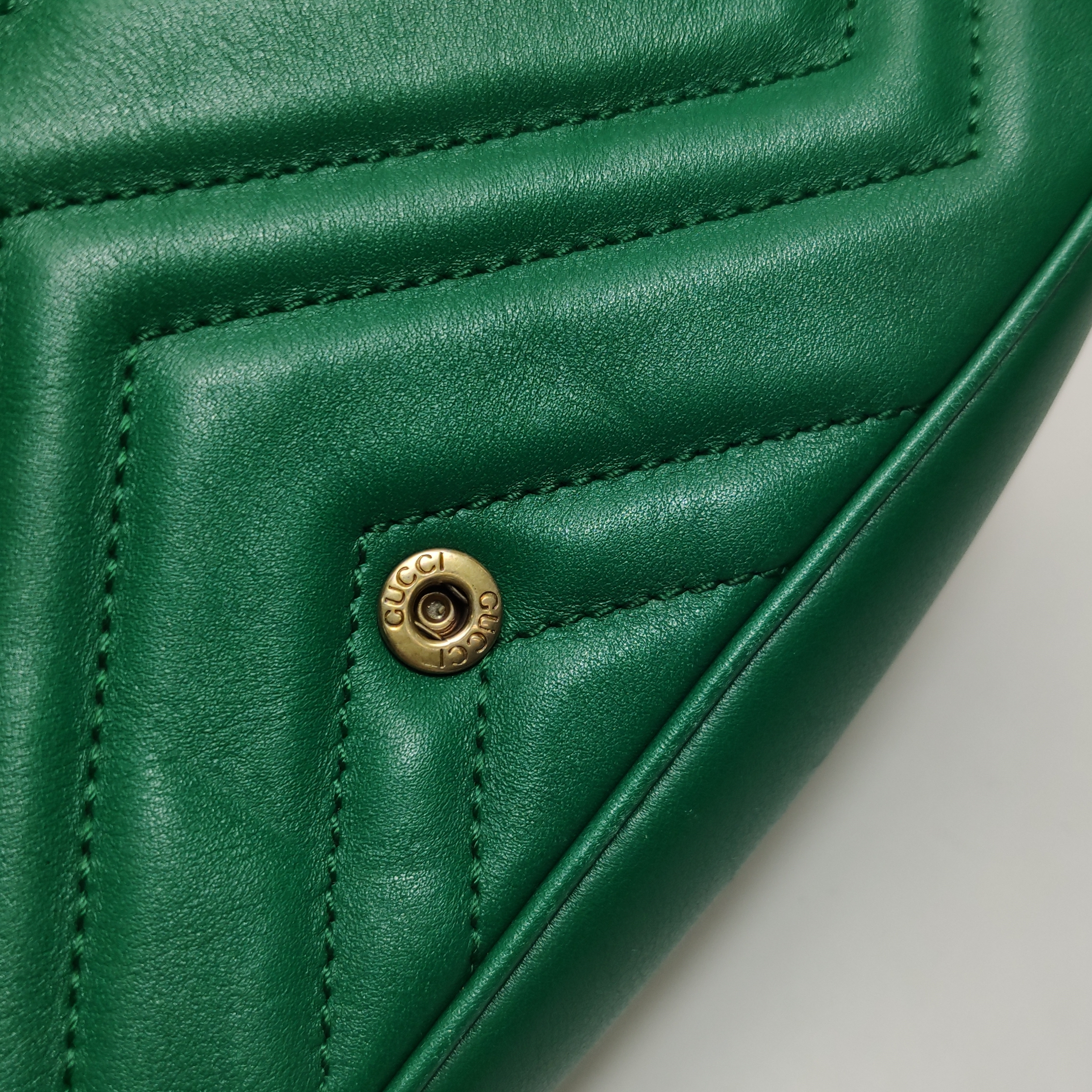 Gucci GG Marmont Flap Bag Matelasse Leather Super Mini — photo 10 of 21