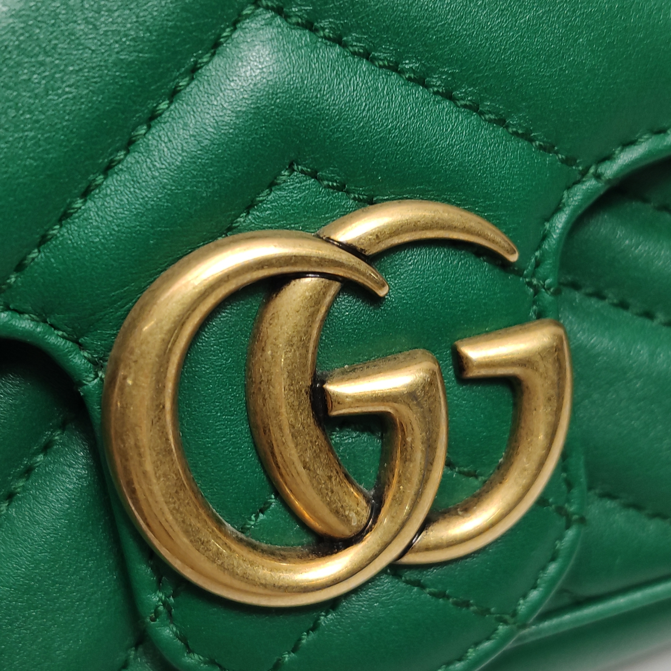 Gucci GG Marmont Flap Bag Matelasse Leather Super Mini — photo 12 of 21