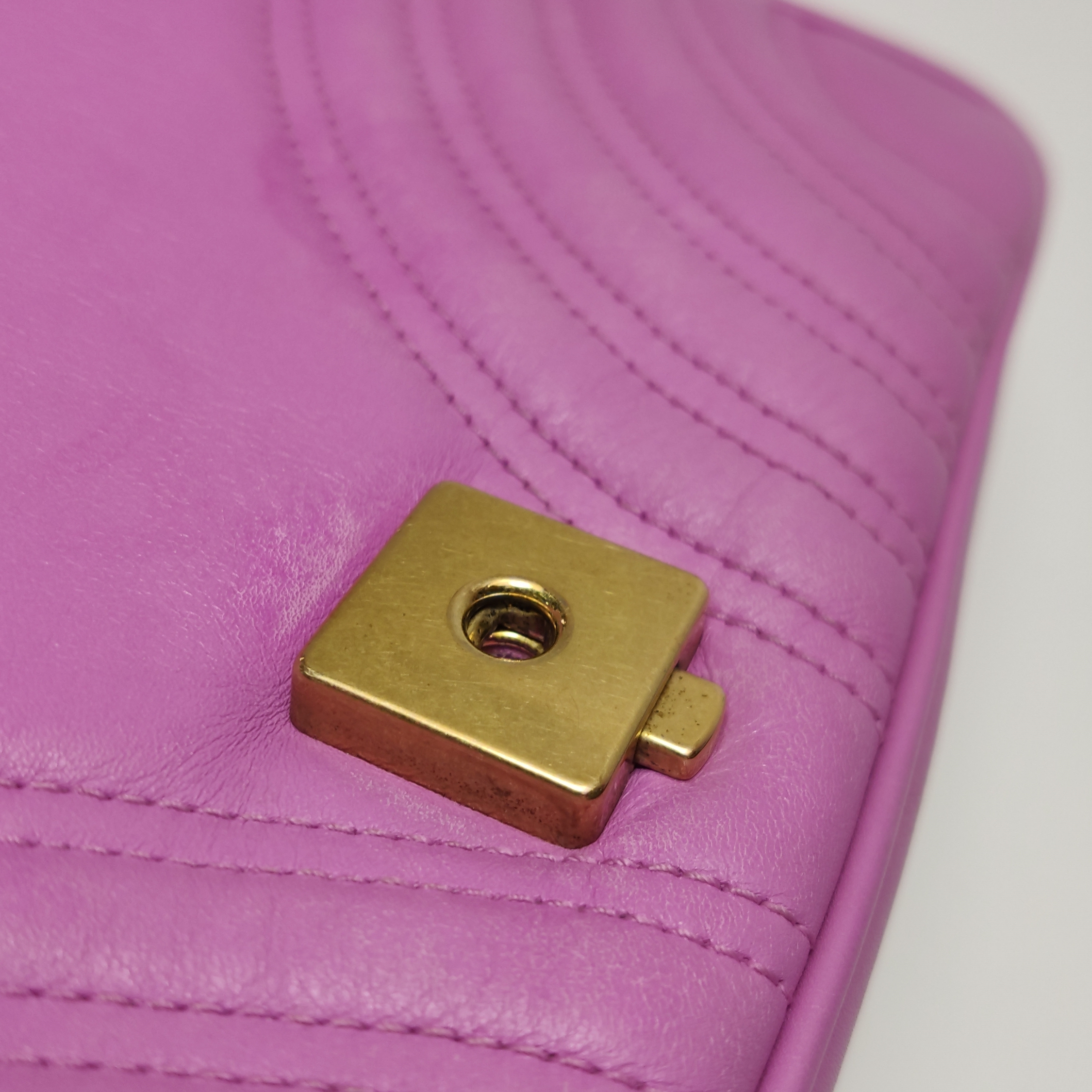 Gucci GG Marmont Flap Bag Matelasse Leather Small — photo 9 of 23