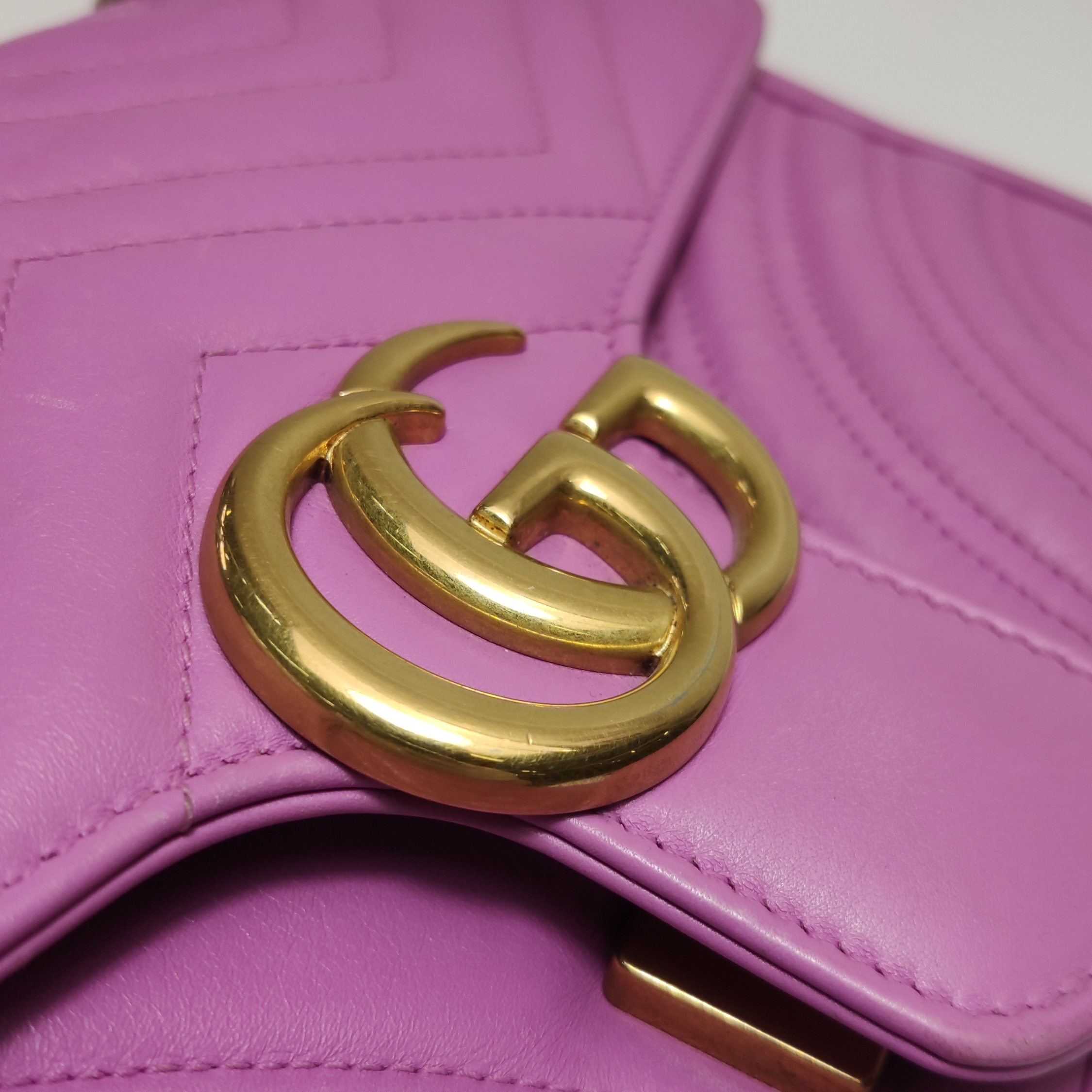 Gucci GG Marmont Flap Bag Matelasse Leather Small — photo 12 of 23
