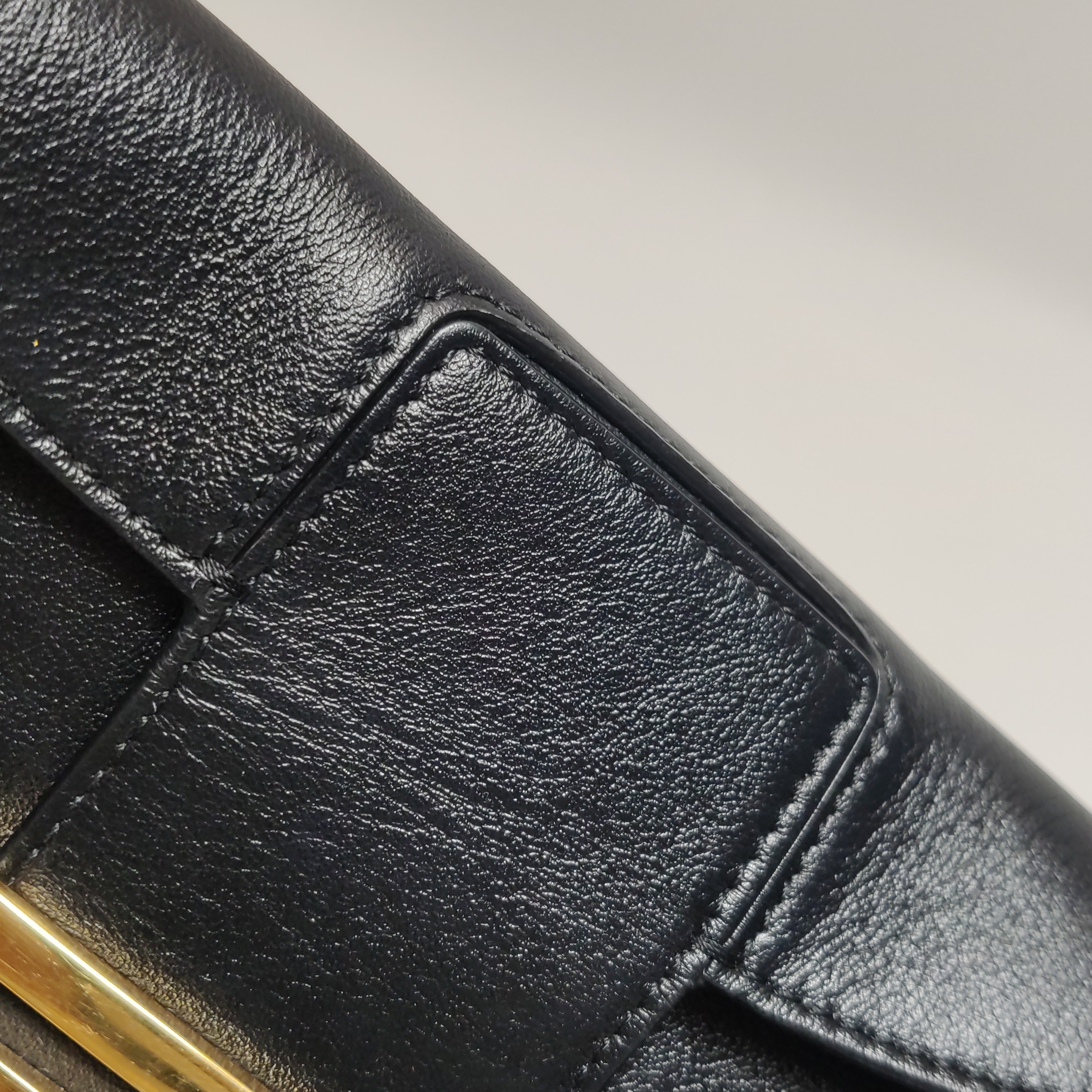 Fendi Crescent Gold Hardware Logo Shoulder Bag Black — photo 10 of 13