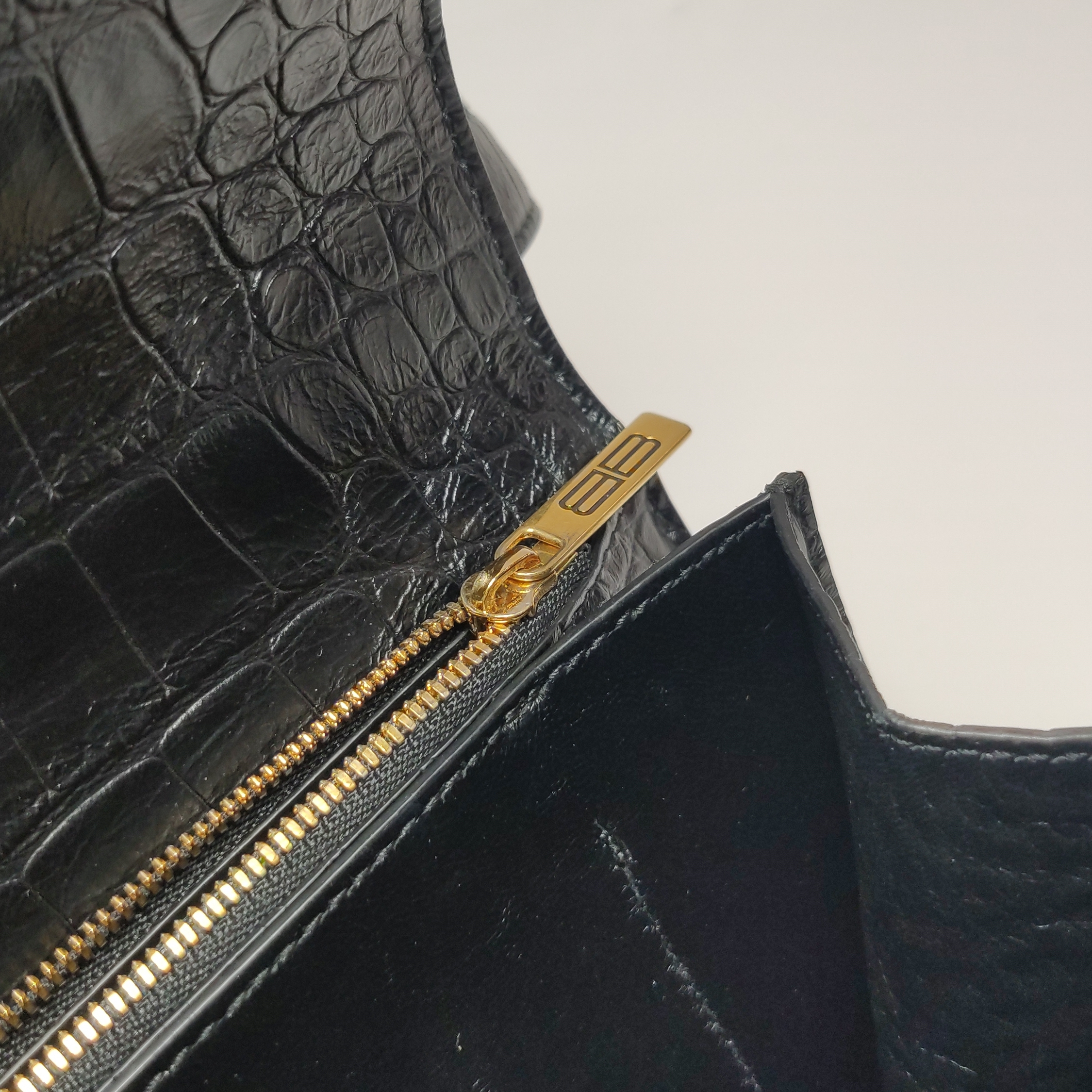 Balenciaga Gossip Flap Bag Crocodile Embossed Leather Small — photo 11 of 22