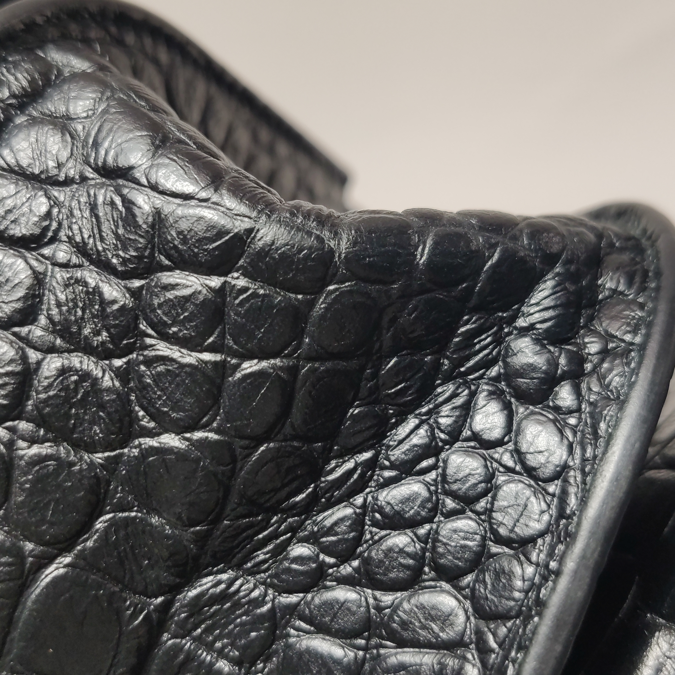 Balenciaga Gossip Flap Bag Crocodile Embossed Leather Small — photo 17 of 22