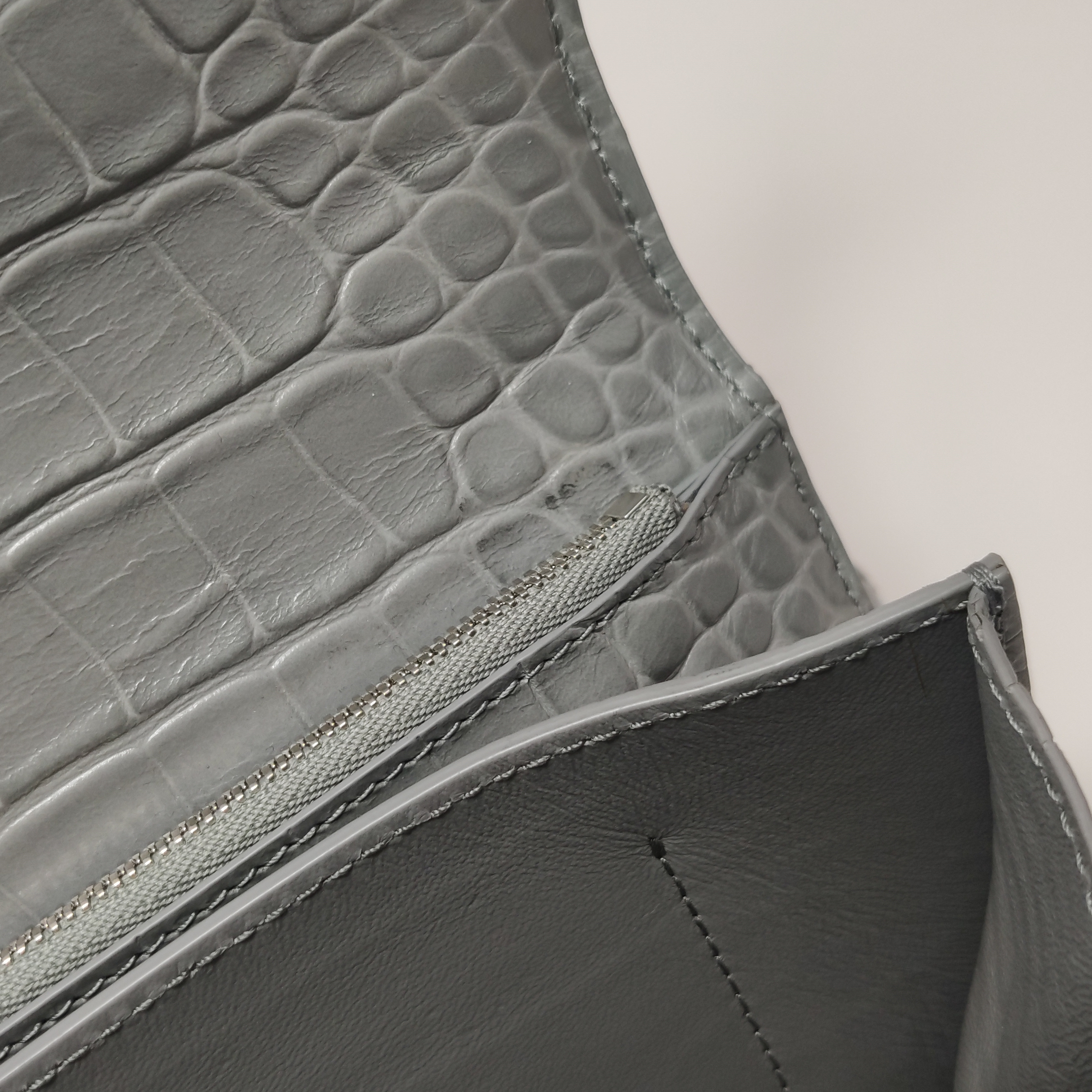 Balenciaga Gossip Flap Bag Crocodile Embossed Leather Small — photo 13 of 18