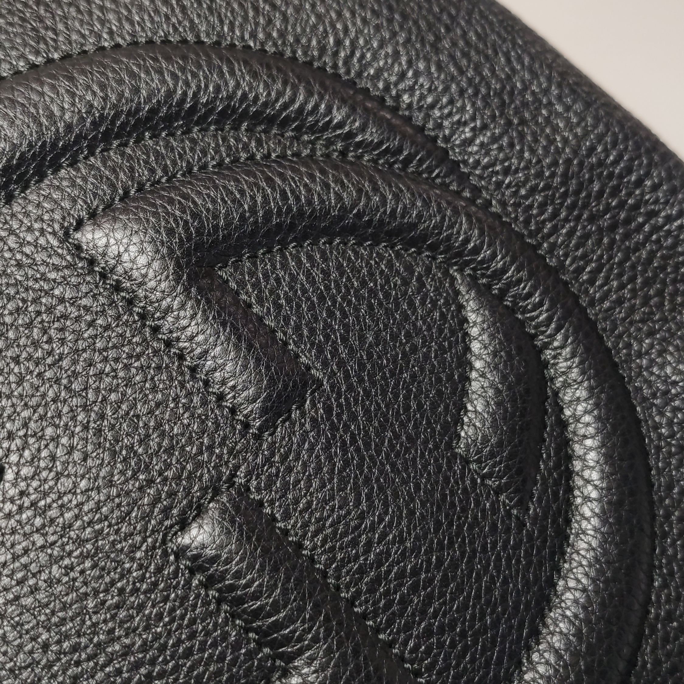 Gucci Soho Convertible Hobo Leather — photo 10 of 16