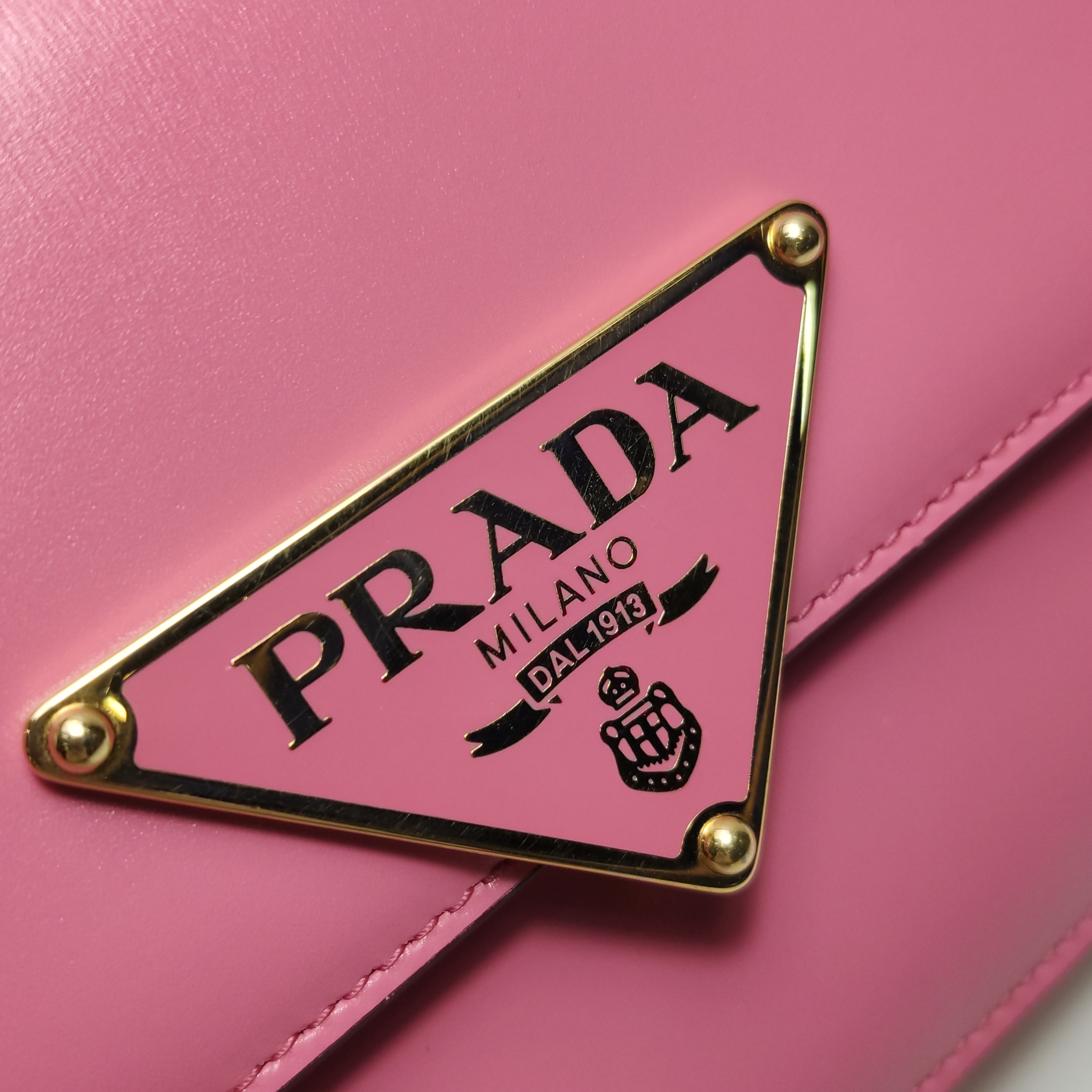 Prada Embleme Flap Bag Saffiano Leather — photo 17 of 17