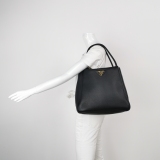 Prada Tote Soft Cowhide leather Medium — thumbnail 2