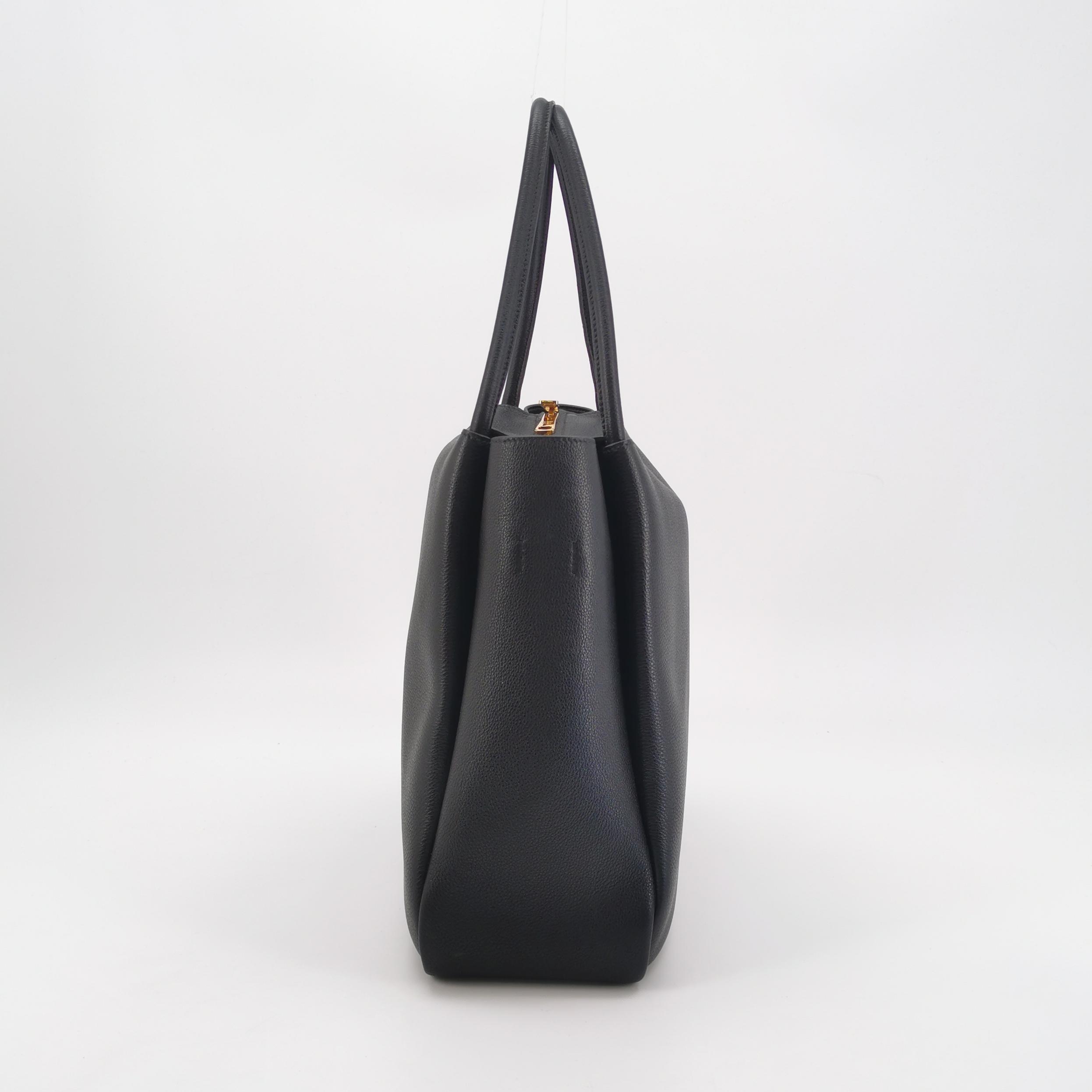 Prada Tote Soft Cowhide leather Medium — photo 4 of 16