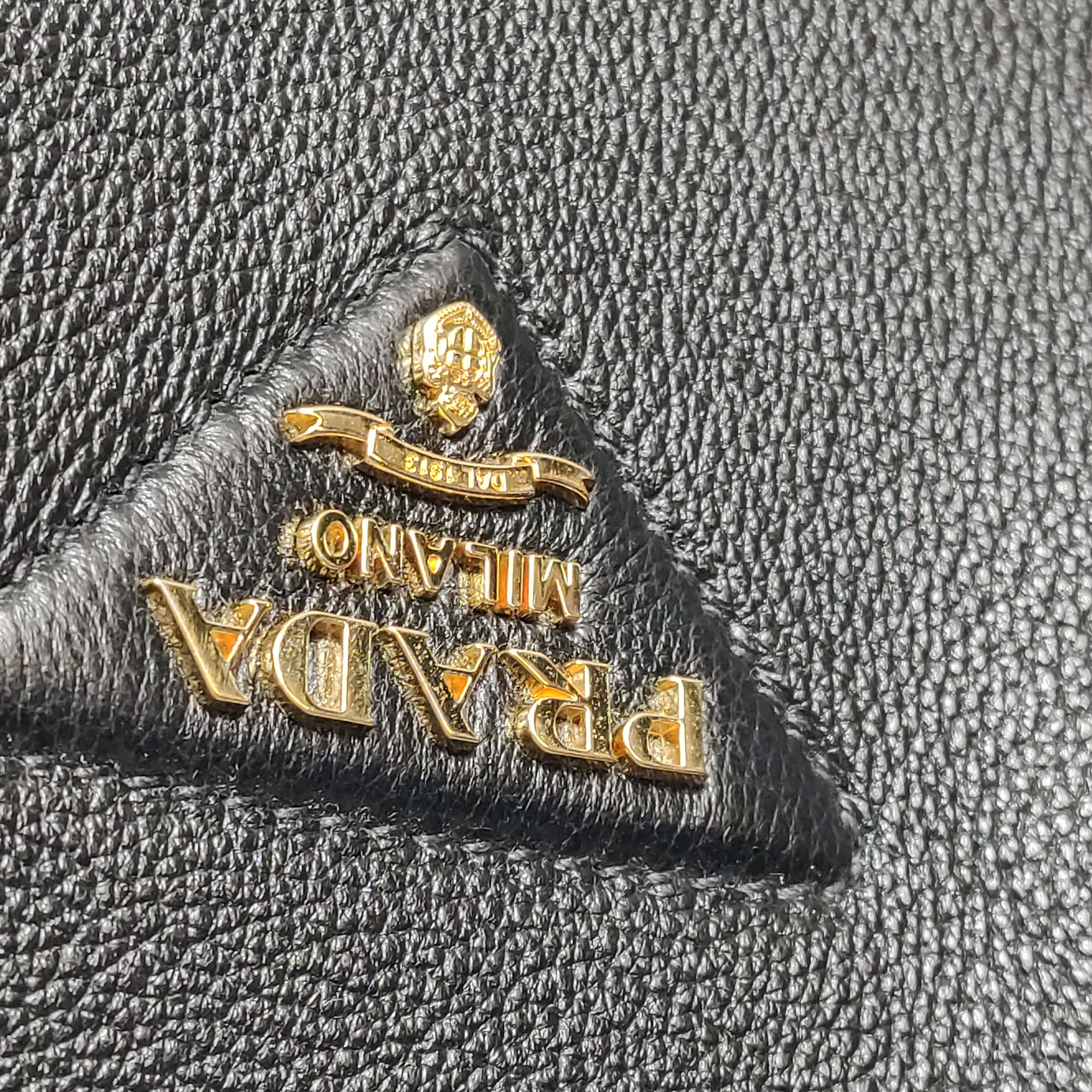 Prada Tote Soft Cowhide leather Medium — photo 10 of 16