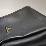 Prada Tote Soft Cowhide leather Medium — thumbnail 7