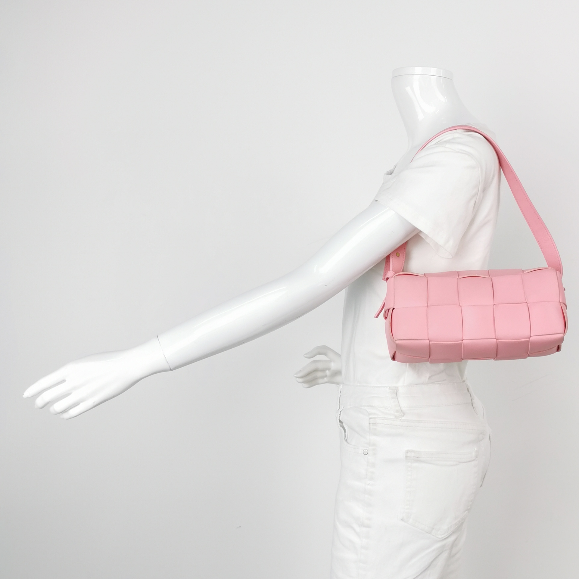 Bottega Veneta Brick Cassette Shoulder Bag Maxi Intrecciato Leather Small — alternate view