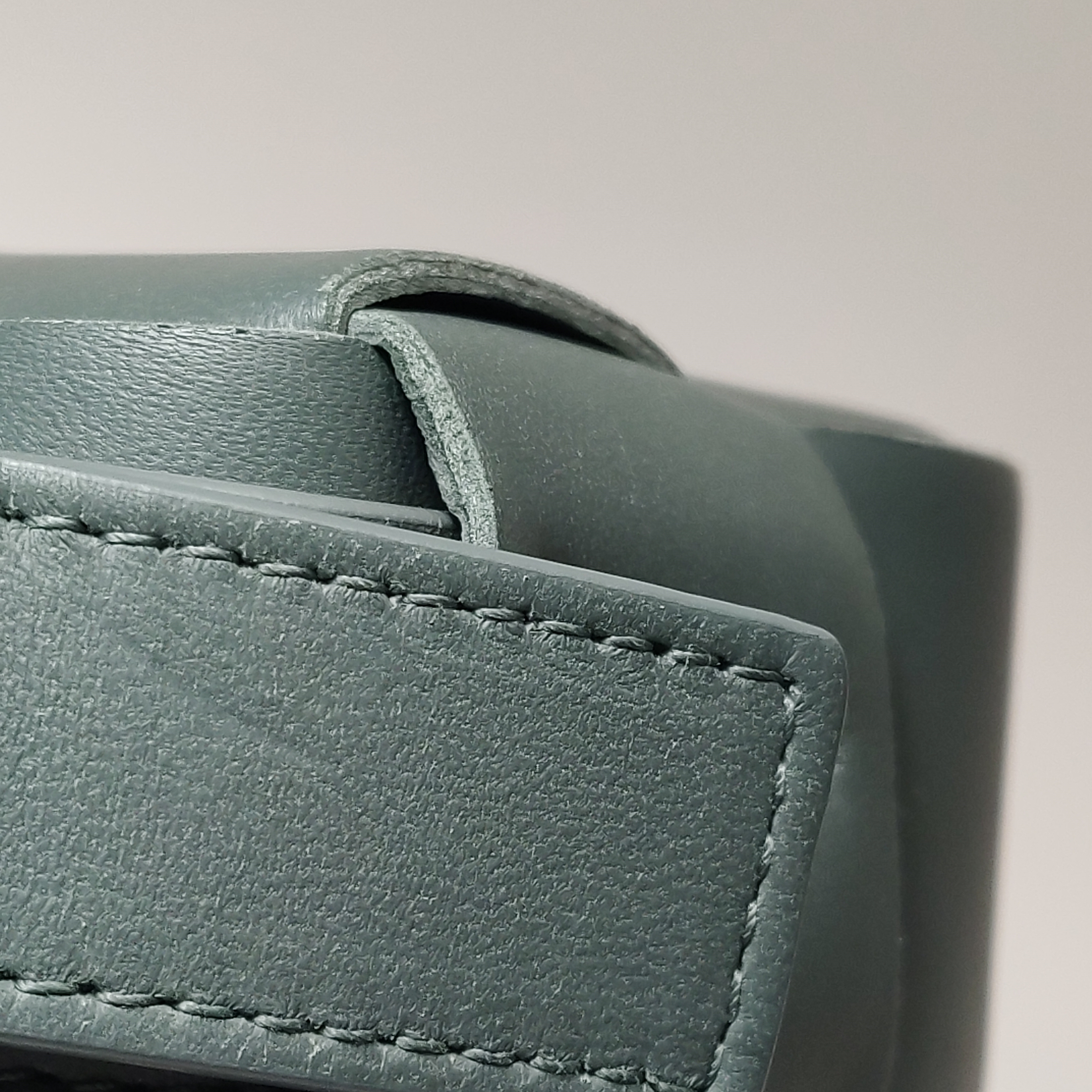 Bottega Veneta Brick Cassette Shoulder Bag Maxi Intrecciato Leather Small — photo 14 of 16
