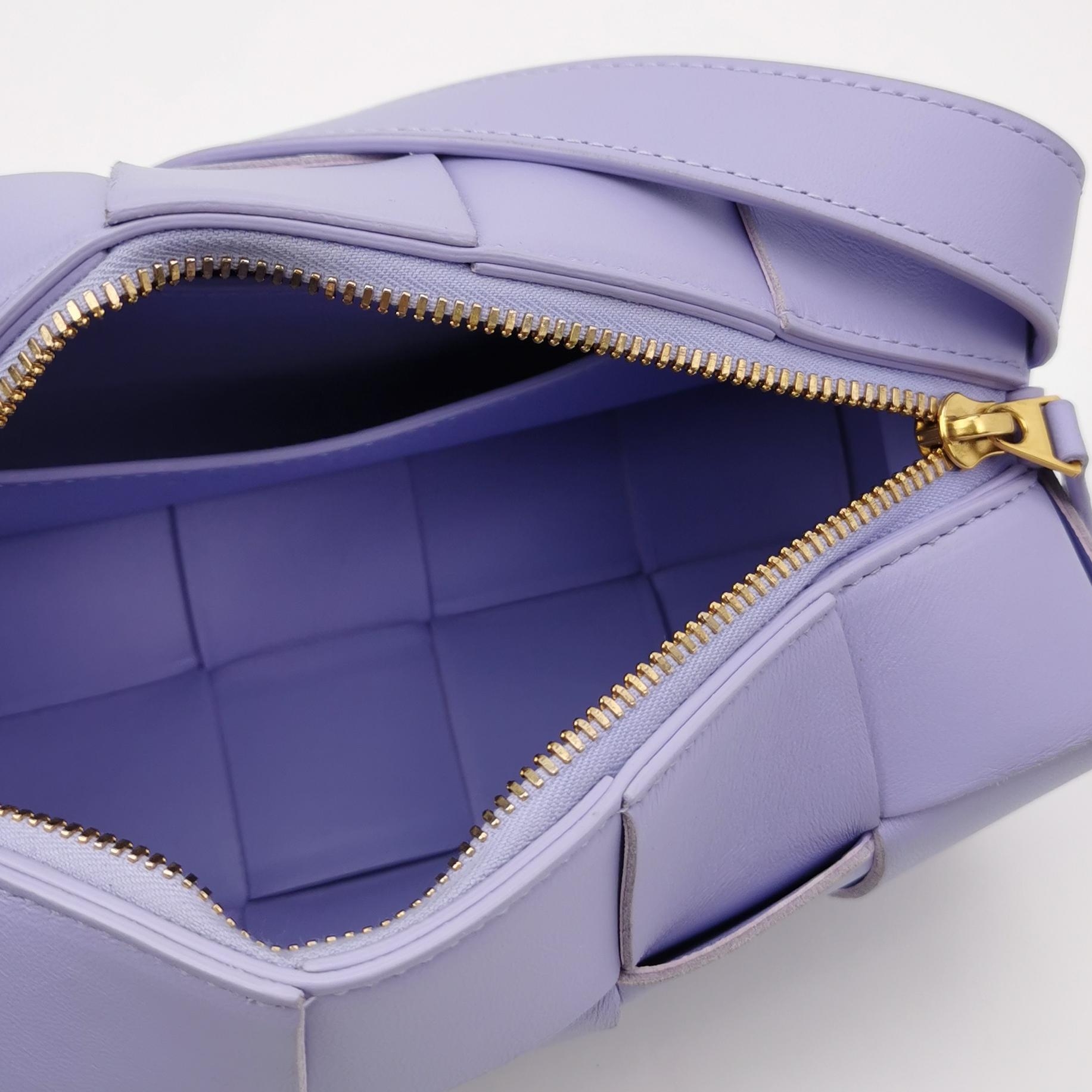 Bottega Veneta Brick Cassette Shoulder Bag Maxi Intrecciato Leather Small — photo 7 of 18