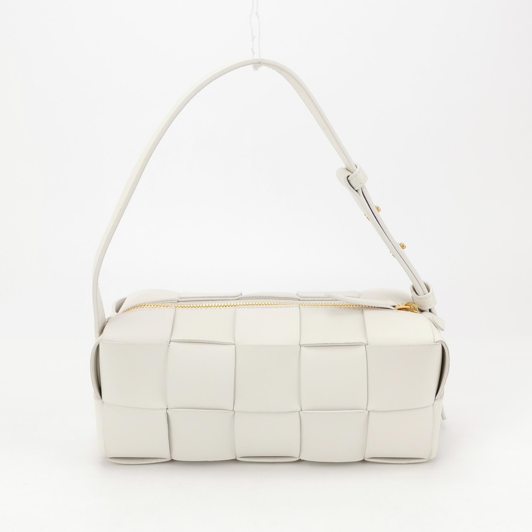 Bottega Veneta Brick Cassette Shoulder Bag Maxi Intrecciato Leather Small — photo 5 of 13