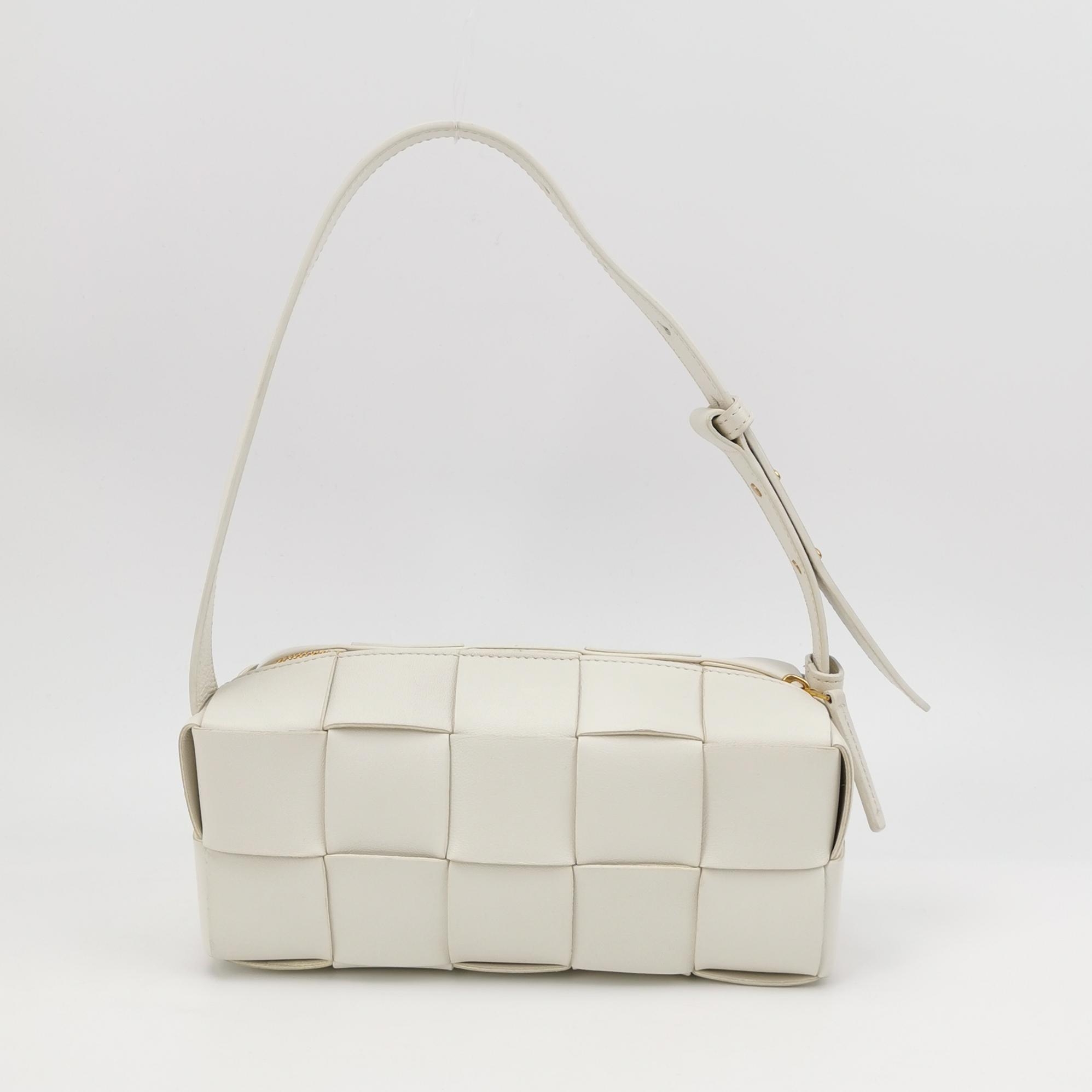 Bottega Veneta Brick Cassette Shoulder Bag Maxi Intrecciato Leather Small — photo 5 of 9