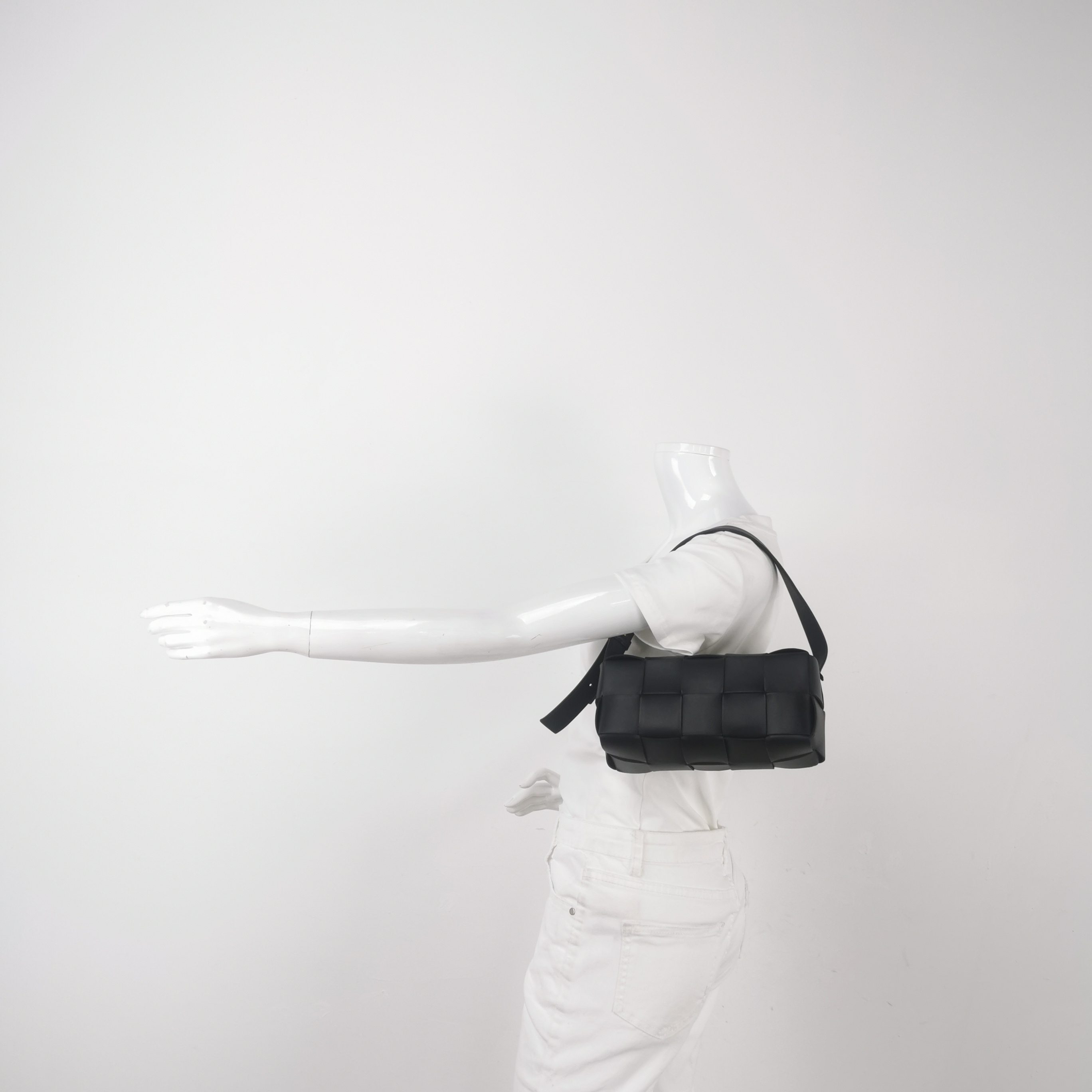 Bottega Veneta Brick Cassette Shoulder Bag Maxi Intrecciato Leather Small — alternate view