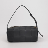 Bottega Veneta Brick Cassette Shoulder Bag Maxi Intrecciato Leather Small — thumbnail 5