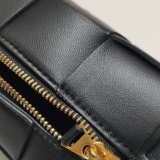 Bottega Veneta Brick Cassette Shoulder Bag Maxi Intrecciato Leather Small — thumbnail 8