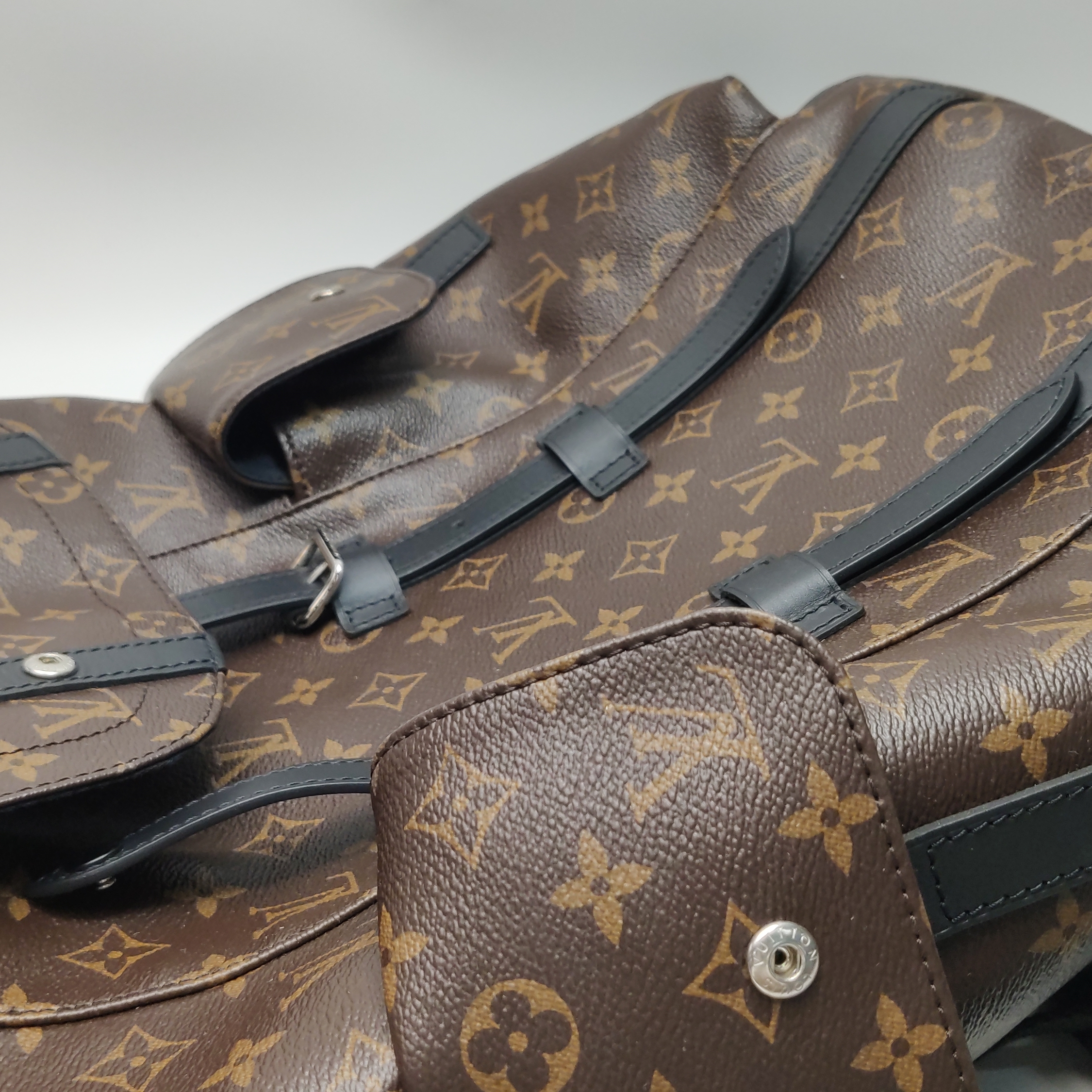 Louis Vuitton(LV) Christopher Backpack Macassar Monogram Canvas MM — photo 8 of 19