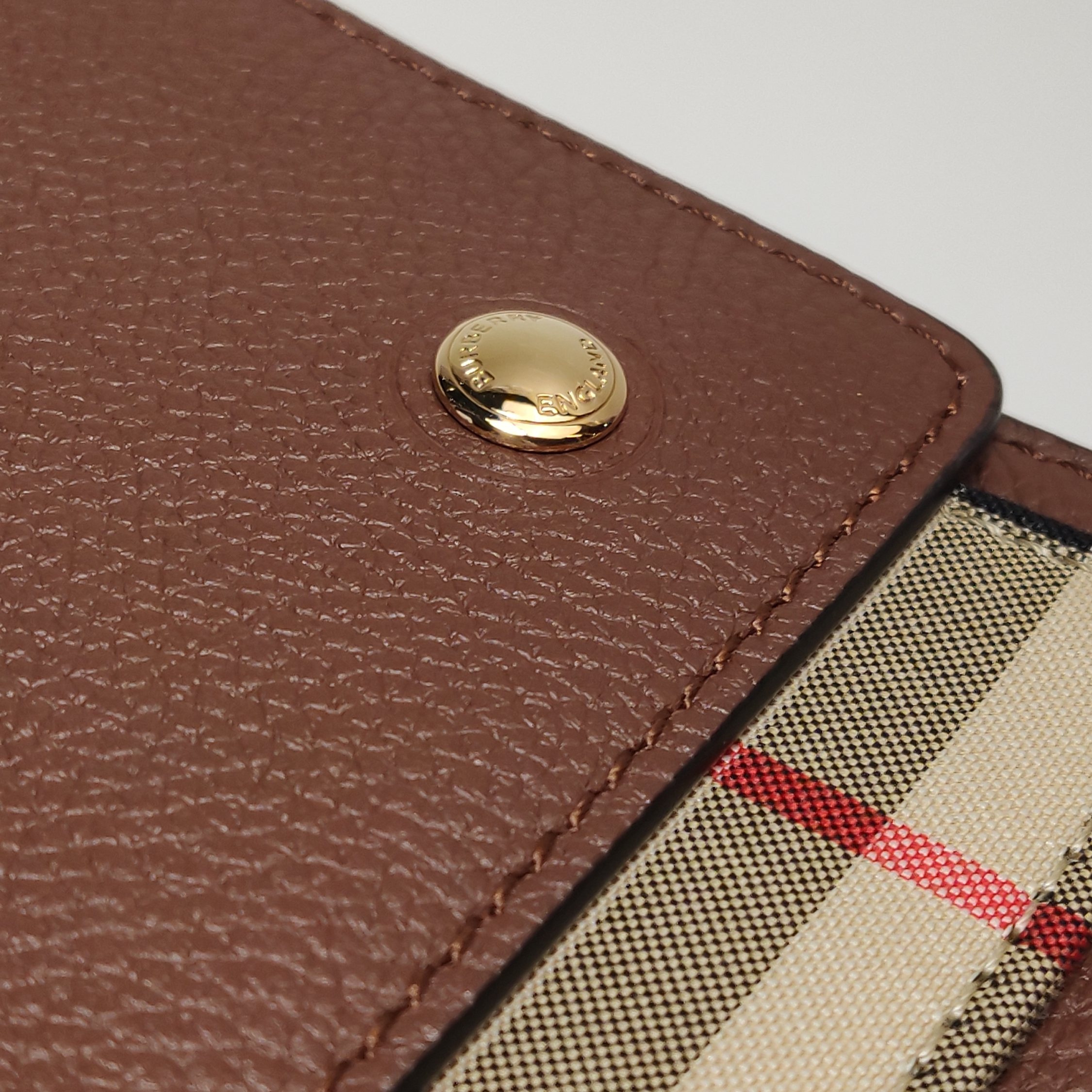 Burberry Note Crossbody Bag Leather with Vintage Check Canvas Medium — photo 10 of 15