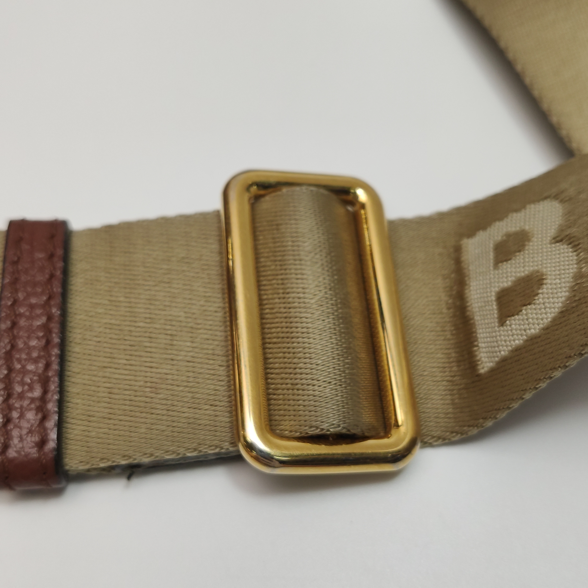 Burberry Note Crossbody Bag Leather with Vintage Check Canvas Medium — photo 18 of 18