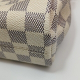 Louis Vuitton(LV) Croisette Handbag Damier — thumbnail 8