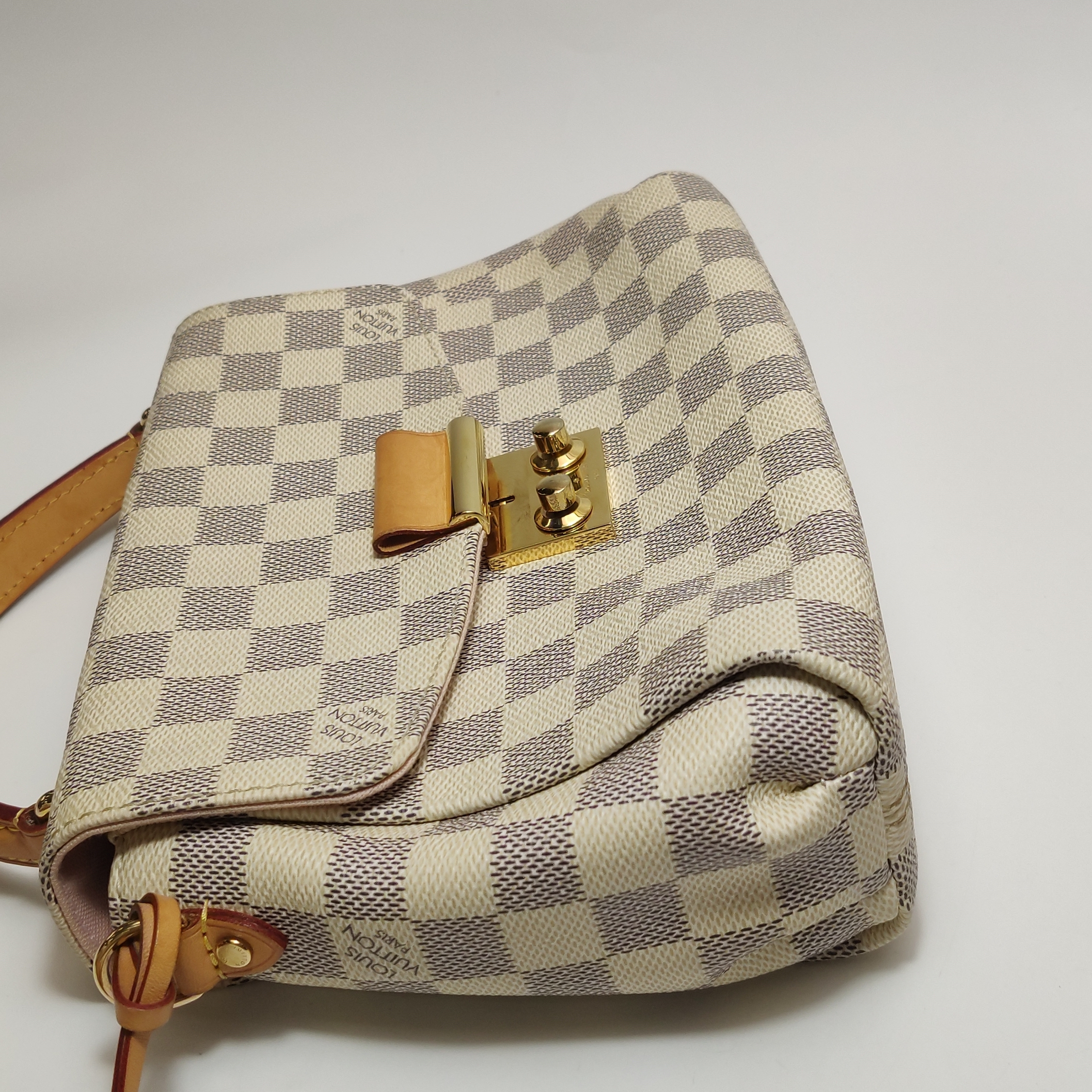  Louis Vuitton(LV) Croisette Handbag Damier — photo 10 of 18