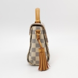 Louis Vuitton(LV) Croisette Handbag Damier — thumbnail 4