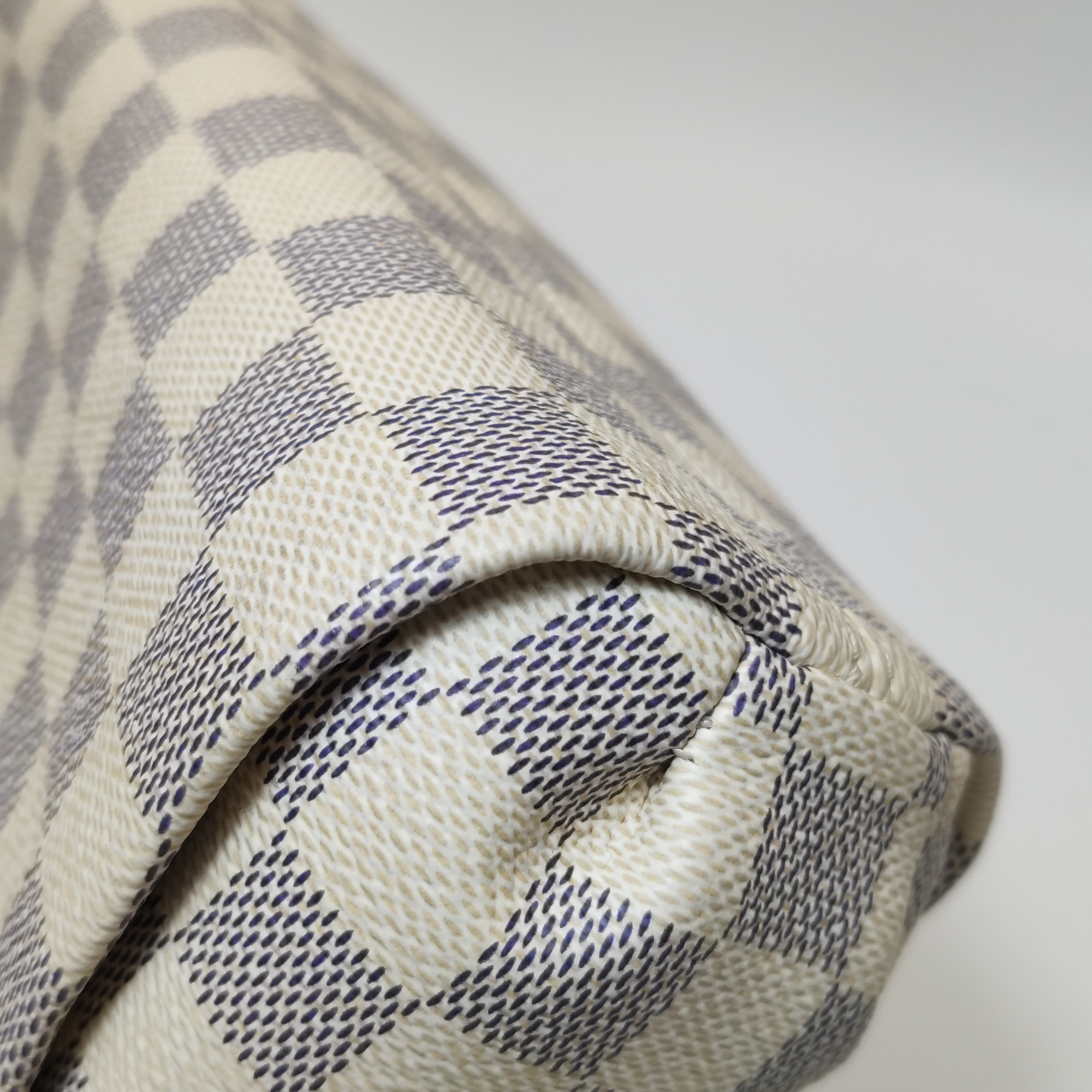 Louis Vuitton(LV) Croisette Handbag Damier — photo 14 of 19