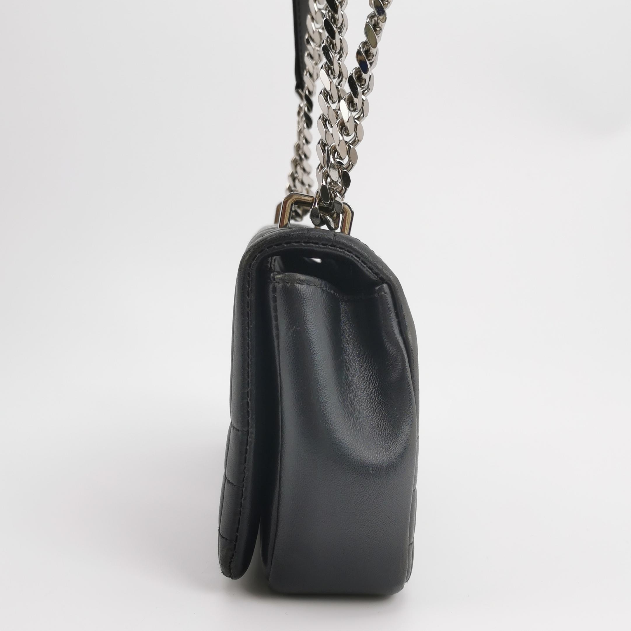Burberry Lola Shoulder Bag Quilted Lambskin Small — photo 4 of 19
