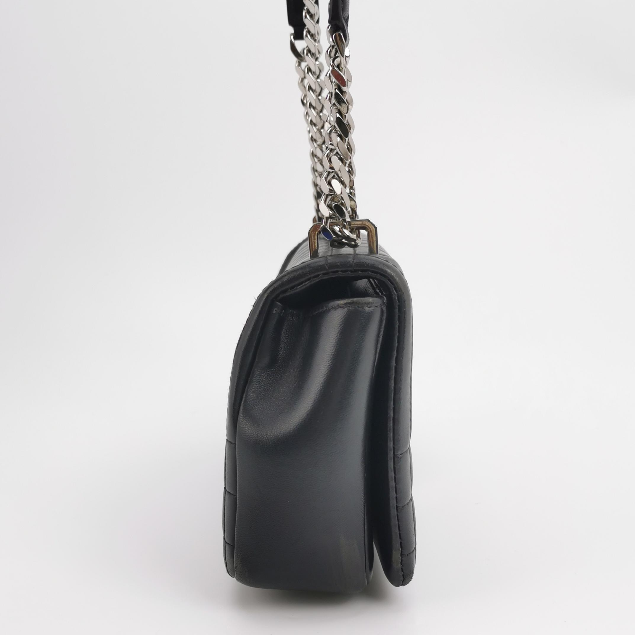 Burberry Lola Shoulder Bag Quilted Lambskin Small — photo 3 of 19