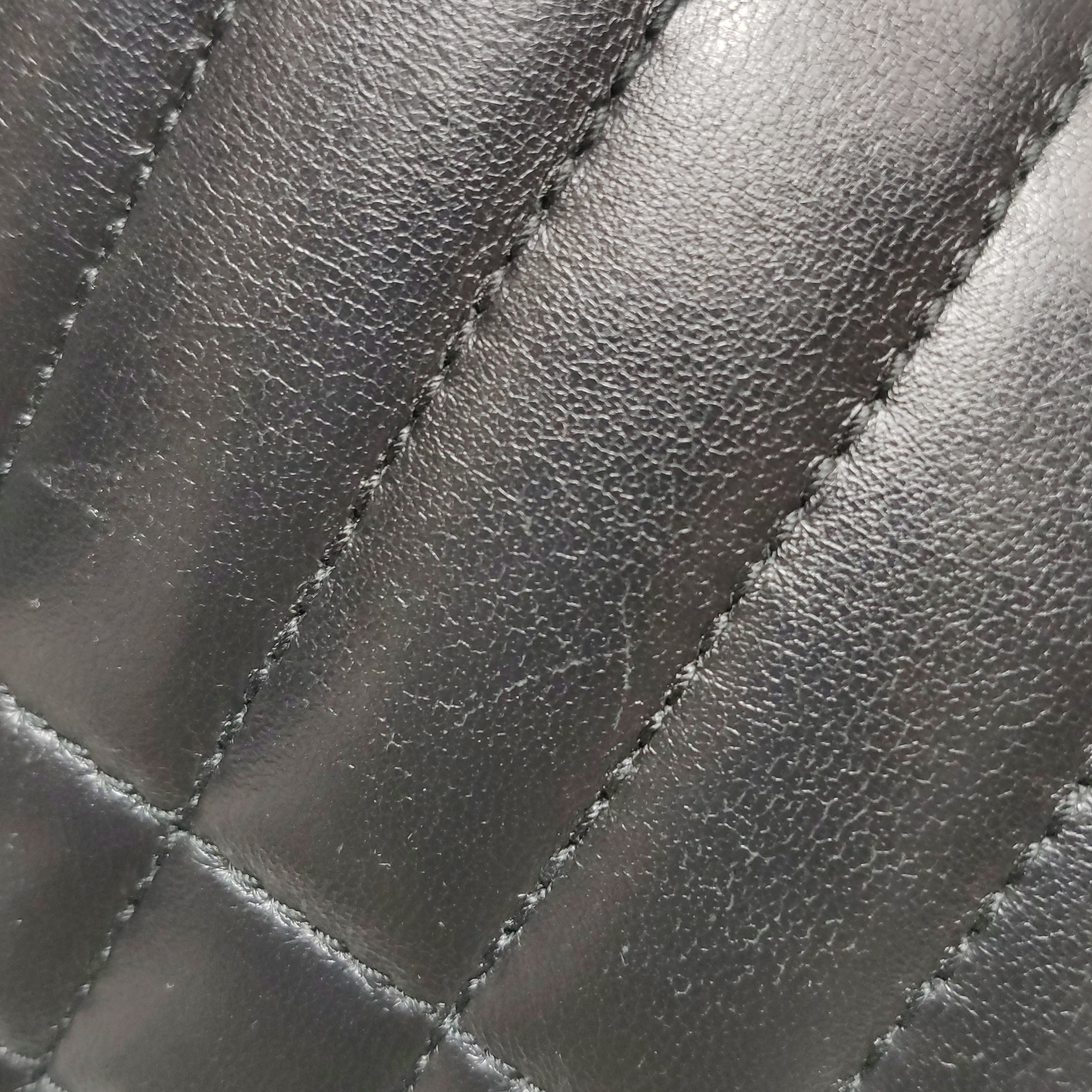 Burberry Lola Shoulder Bag Quilted Lambskin Small — photo 9 of 19